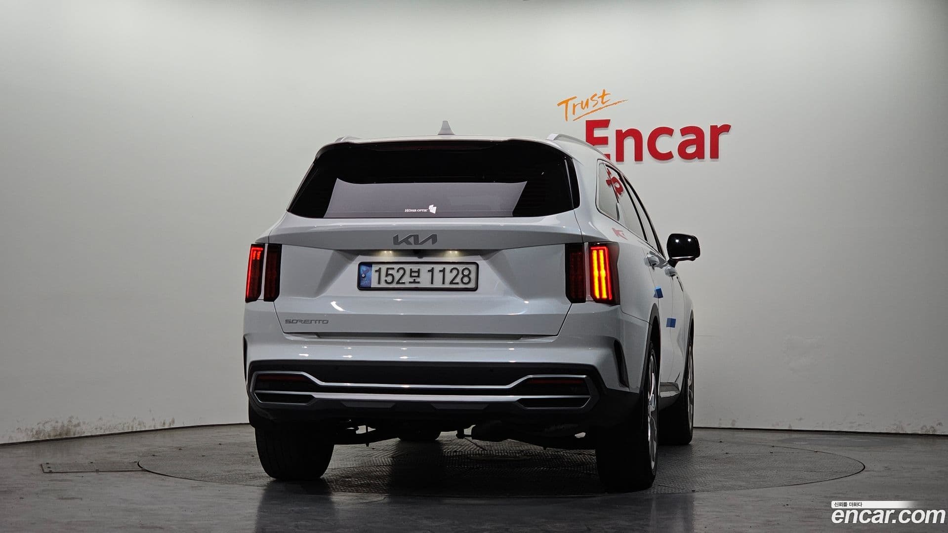 Main__Slider__Photo:Sorento Kia 2023.0-3
