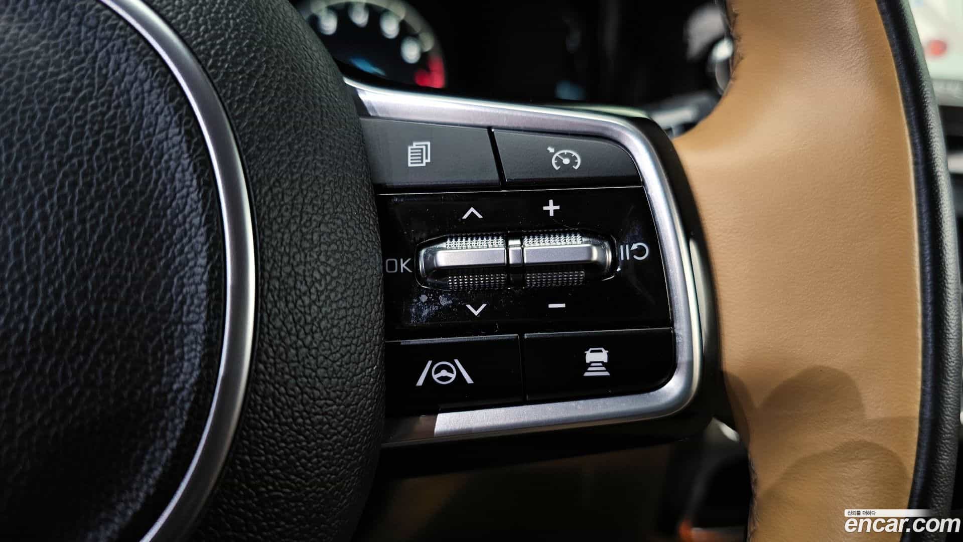 Sorento Kia 2023.0-OPTION-022