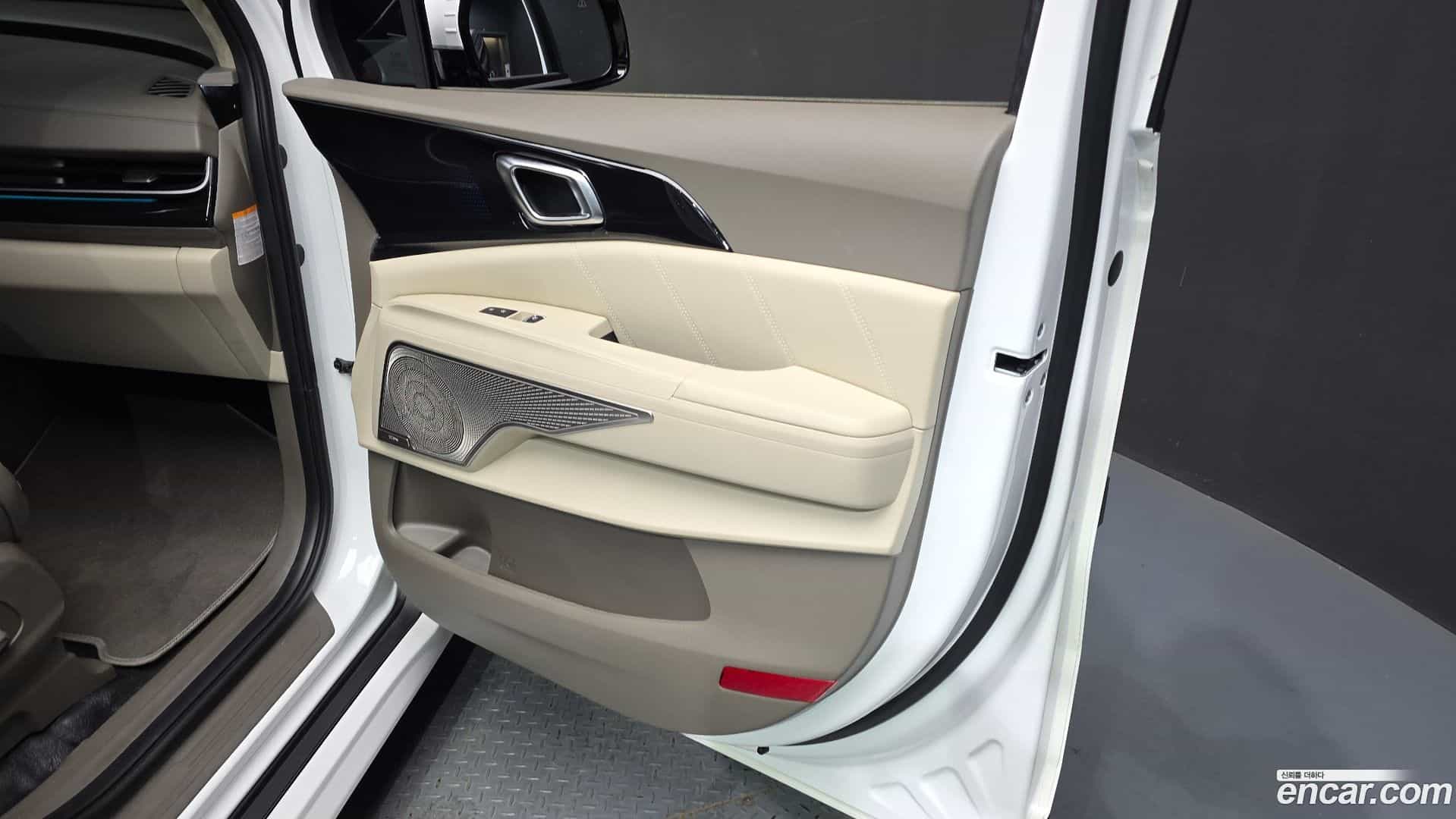 Canival Kia 2024.4-INNER-035