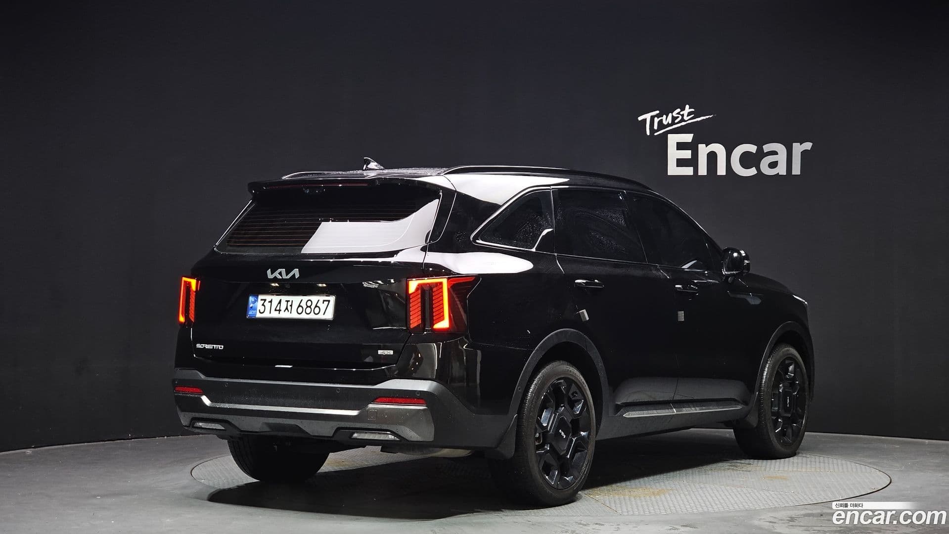 Main__Slider__Photo:Sorento Kia 2023.11-1