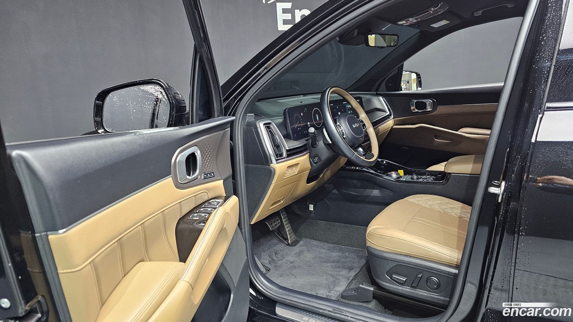 Main__Slider__Photo:Sorento Kia 2023.11-9