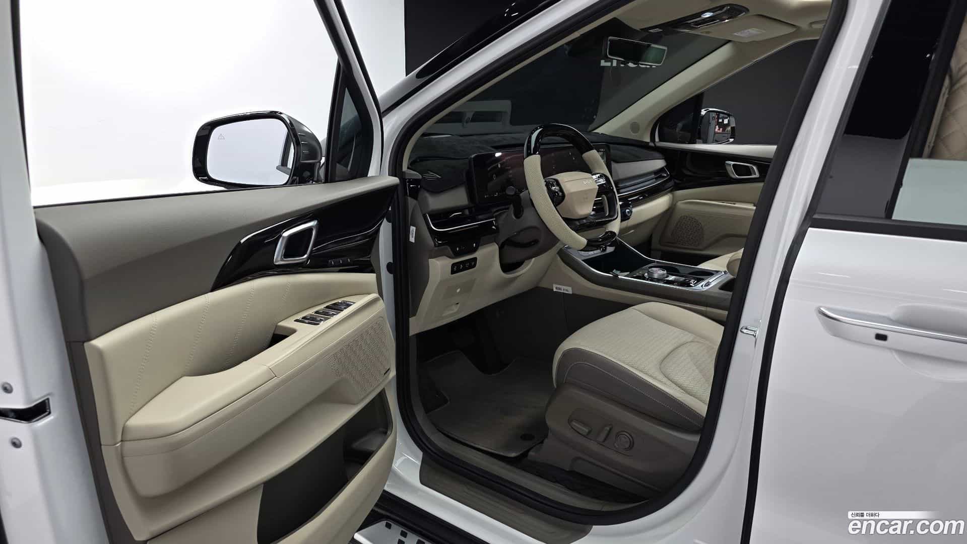 Canival Kia 2025.2-INNER-010