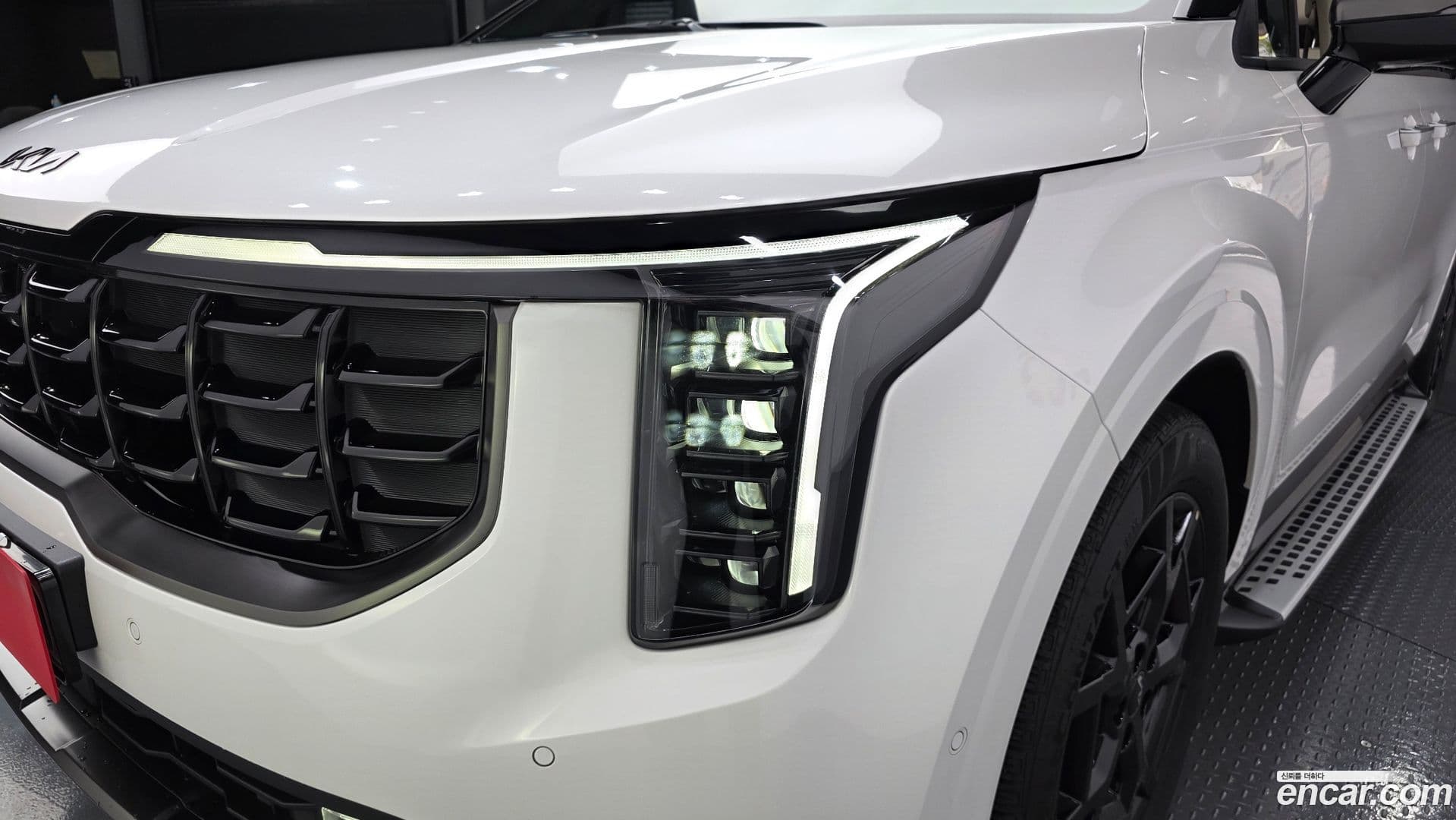 Main__Slider__Photo:Canival Kia 2025.2-21