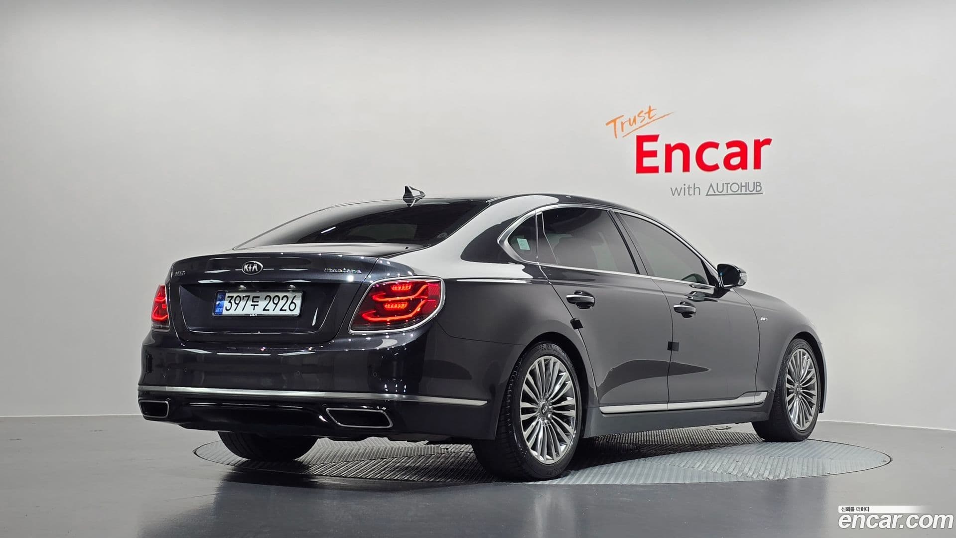 Main__Slider__Photo:K9 Kia 2018.5-1