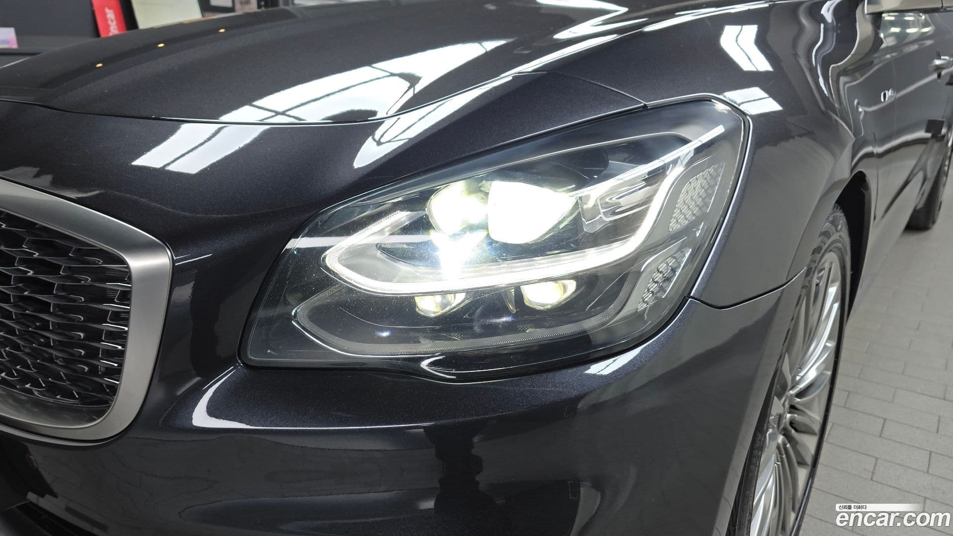 Main__Slider__Photo:K9 Kia 2018.5-21