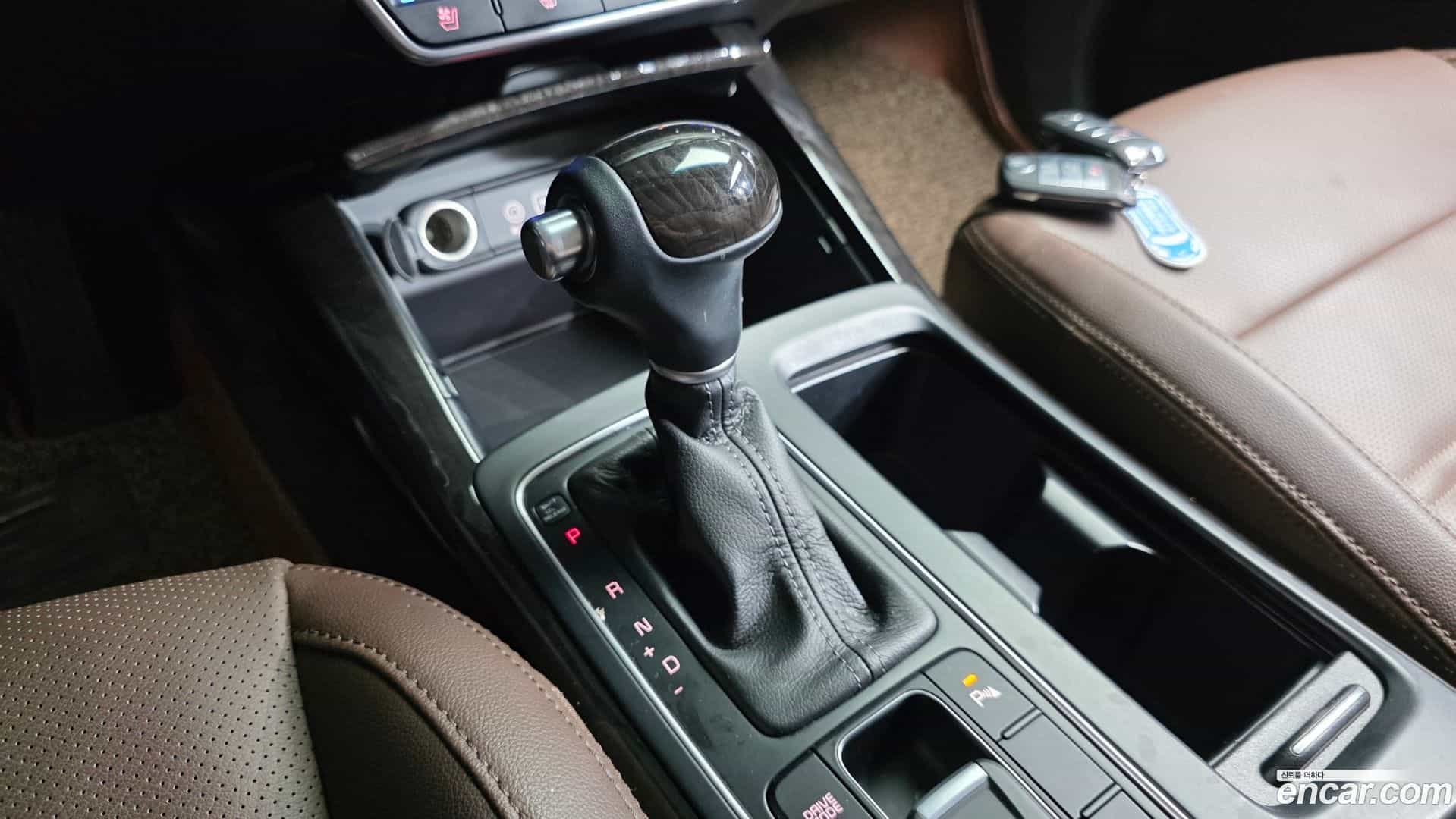 Sorento Kia 2016.3-INNER-009