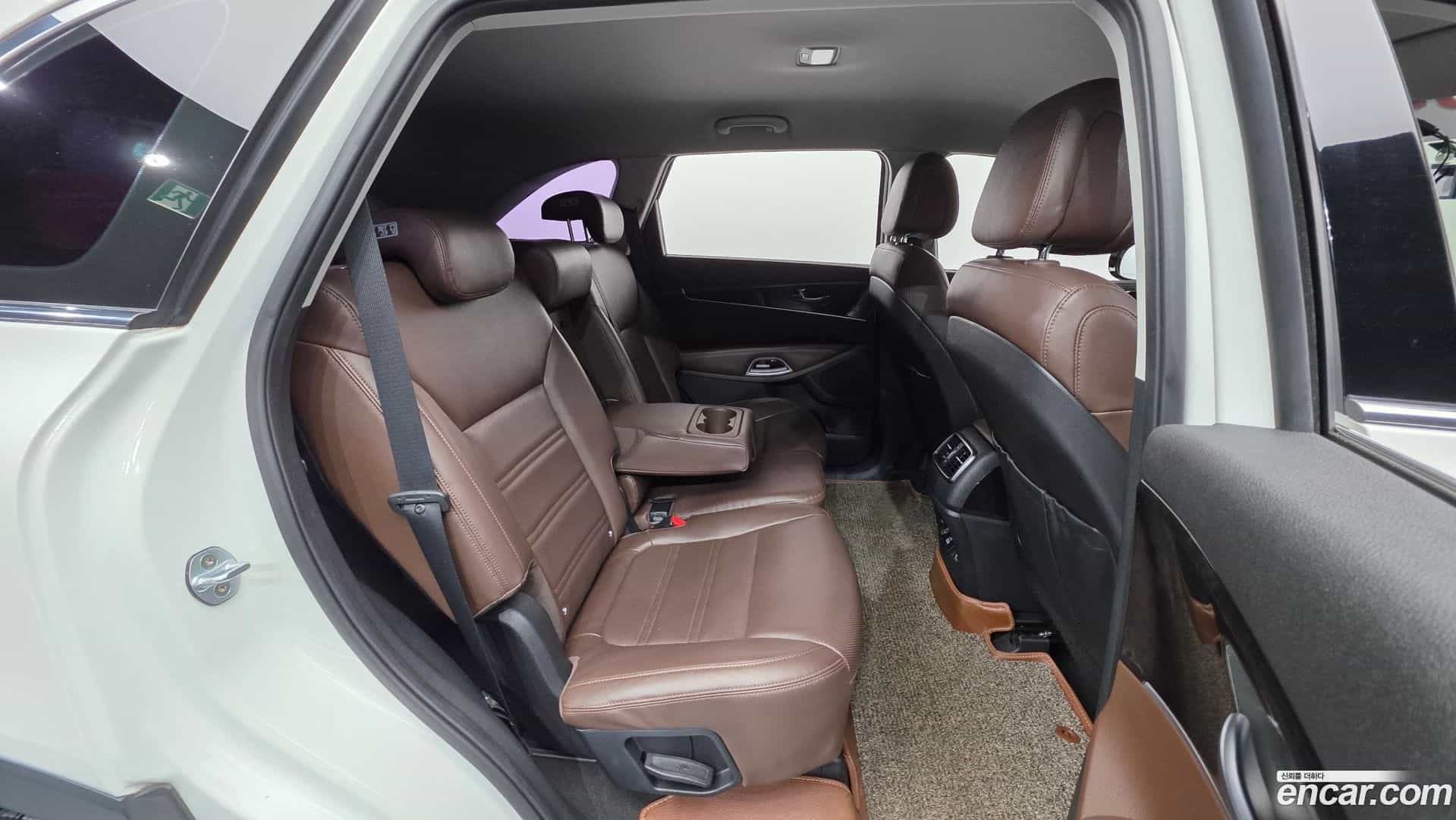 Sorento Kia 2016.3-OPTION-023