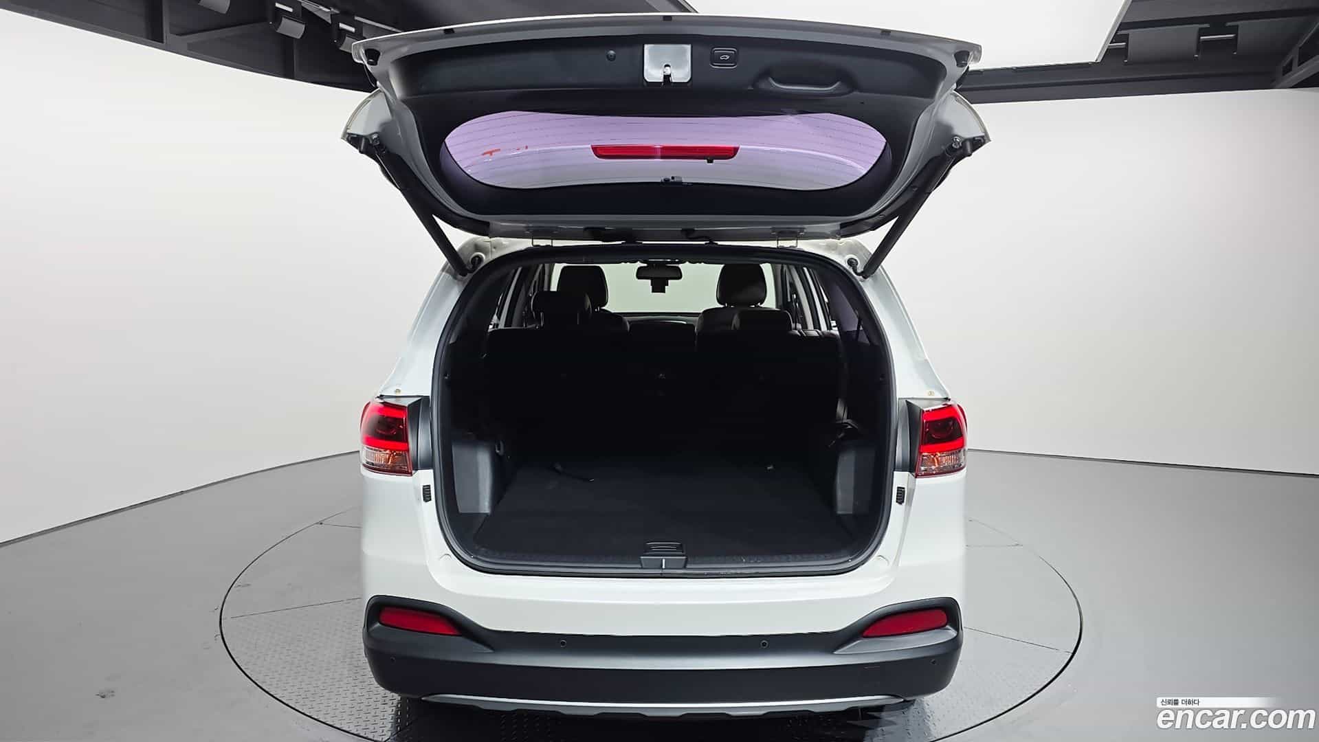 Sorento Kia 2016.3-OPTION-024