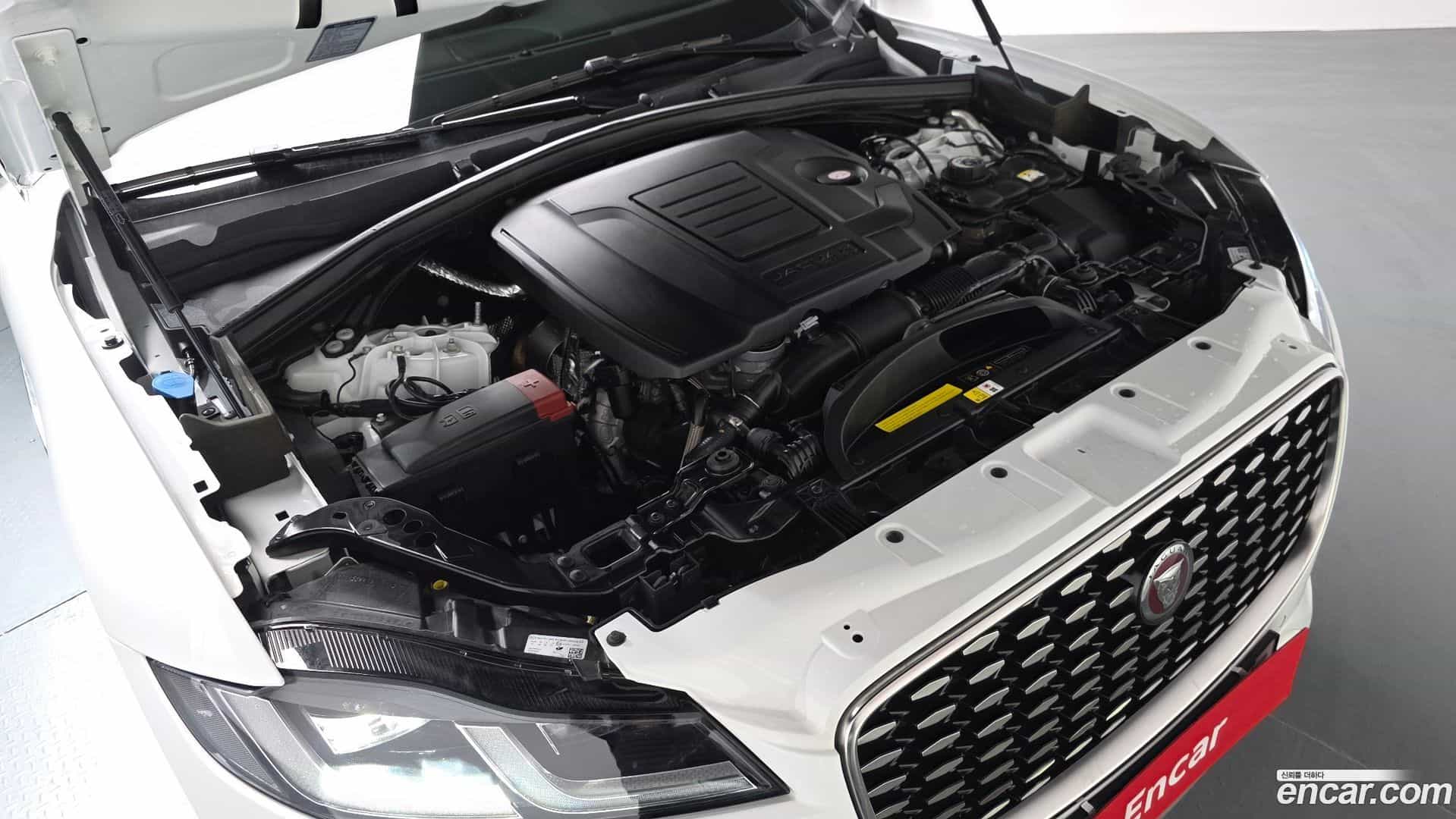 F-PACE Jaguar 2022.8-OUTER-006