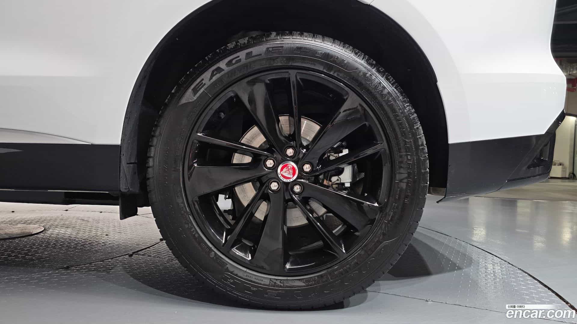 F-PACE Jaguar 2022.8-OUTER-031