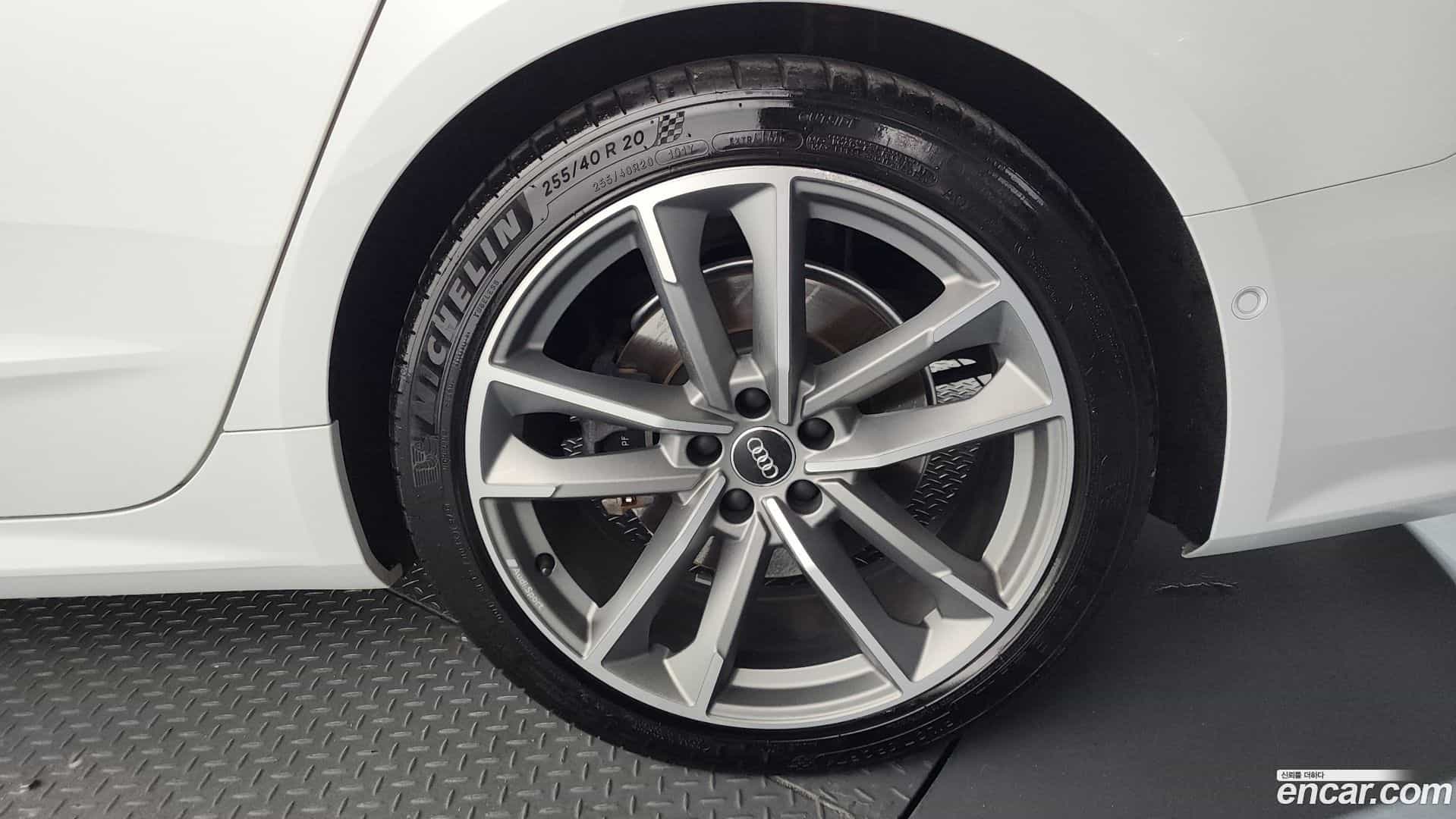 A7 Audi 2020.11-OUTER-031