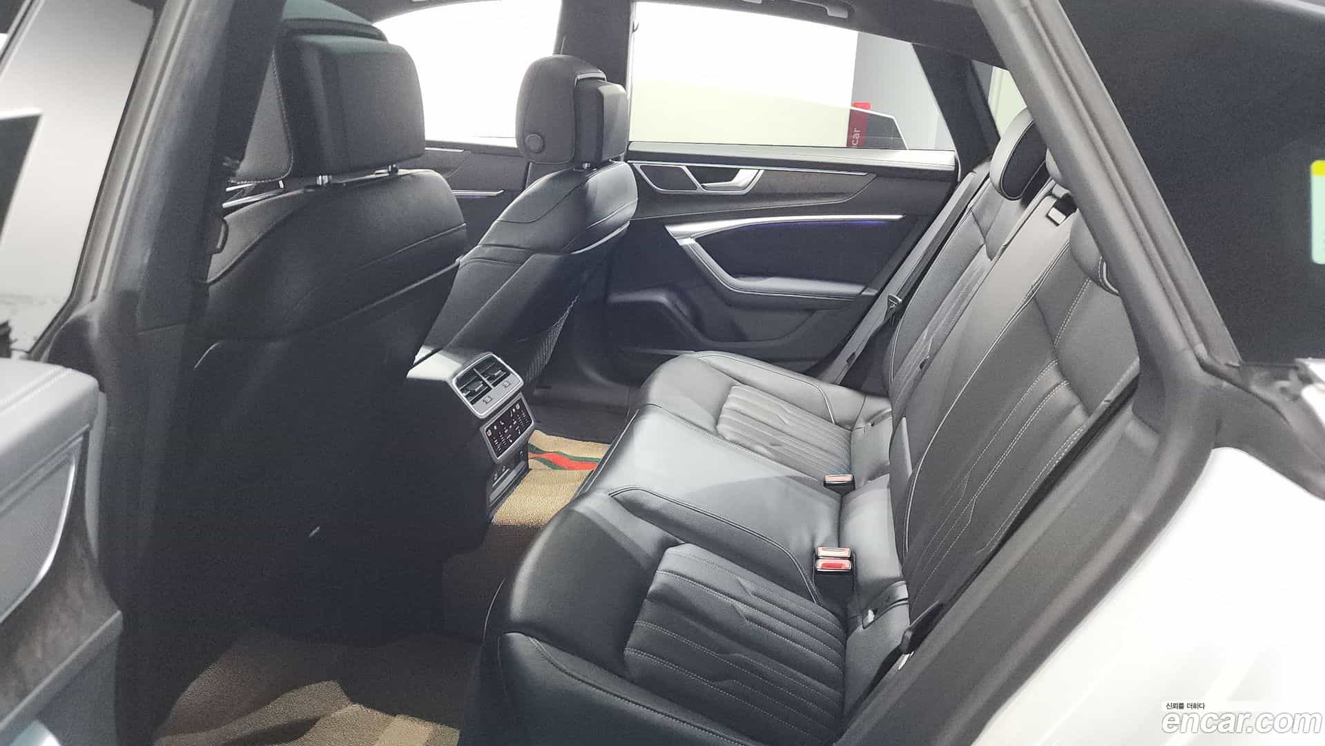 A7 Audi 2020.11-OPTION-044