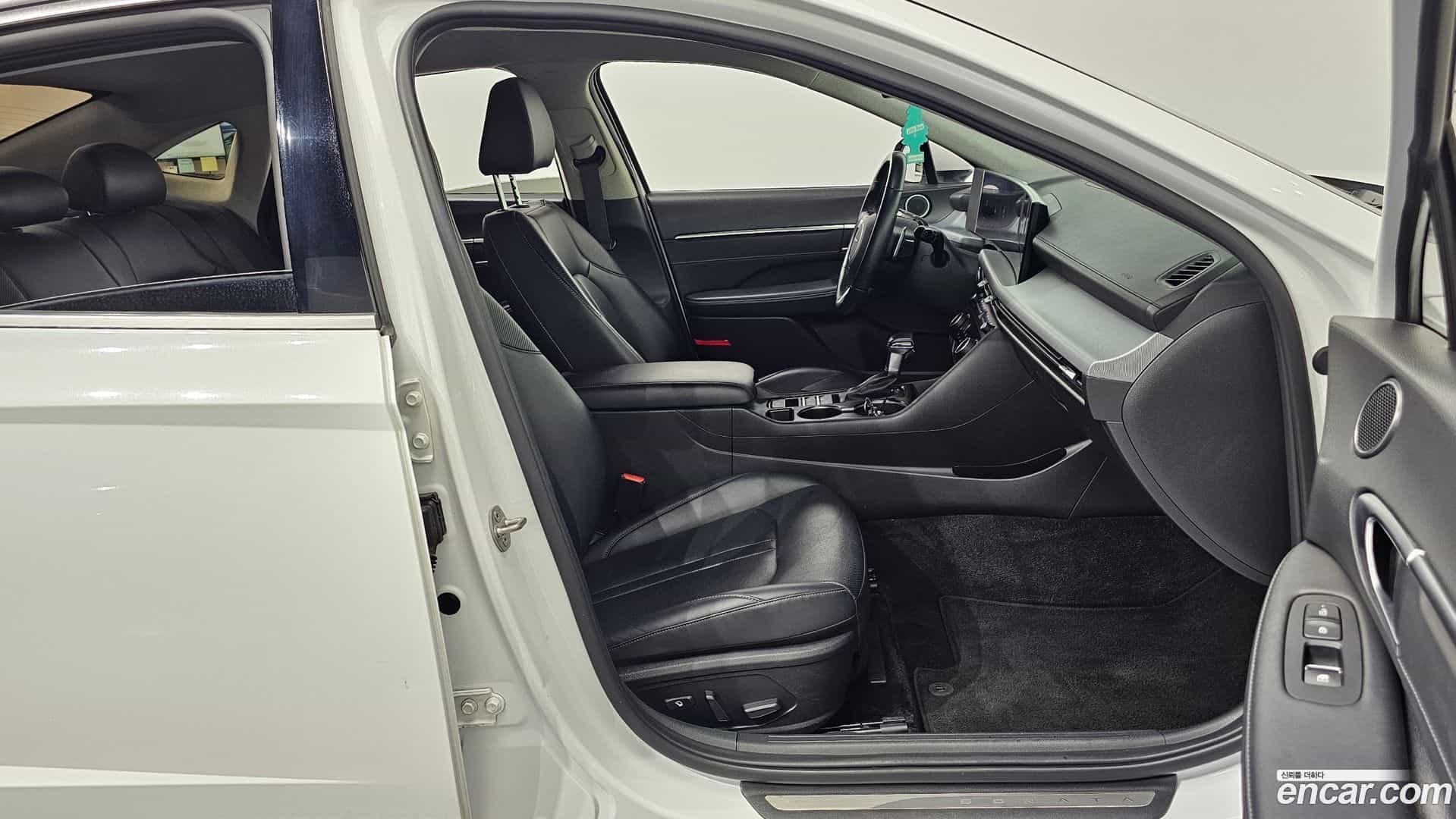Sonata Hyundai 2023.6-OPTION-015