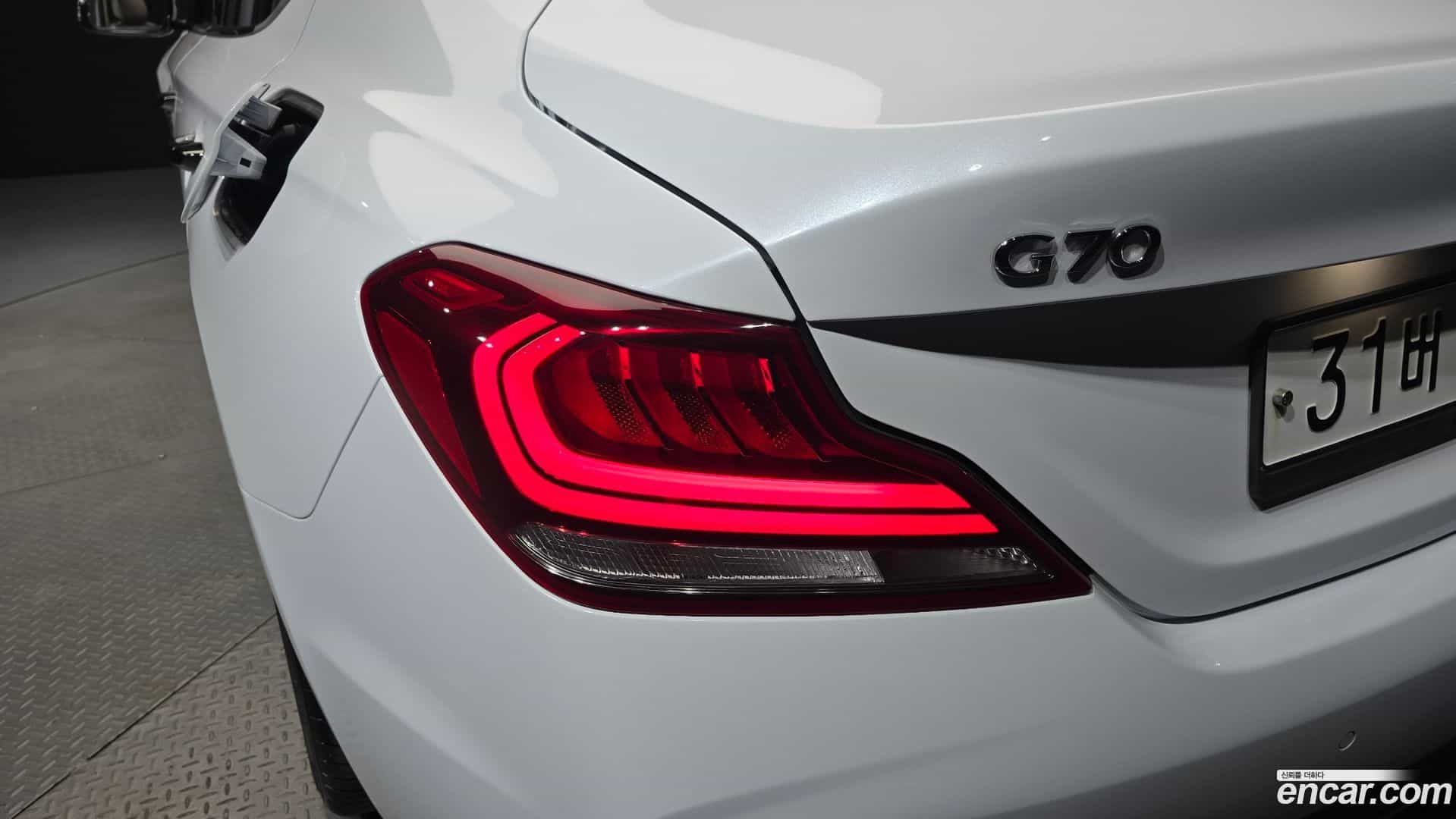 G70 Genesis 2018.9-OUTER-033