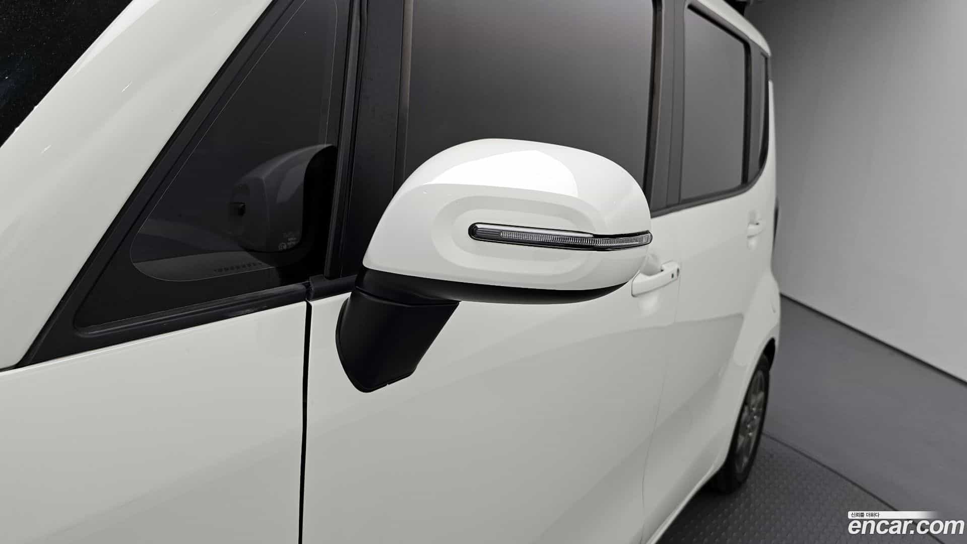 RAY Kia 2023.3-OPTION-046