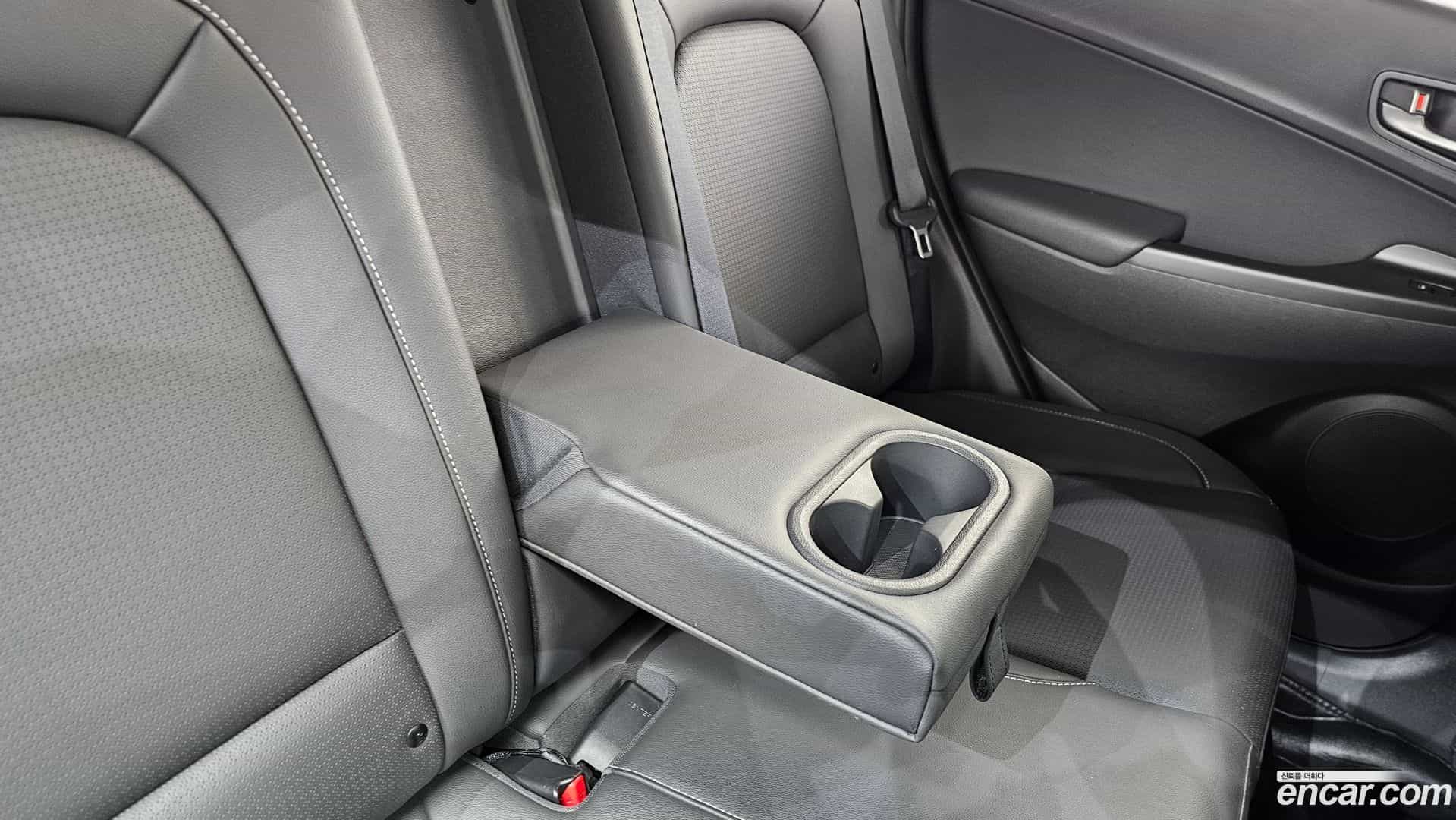 Kona Hyundai 2020.6-OPTION-041