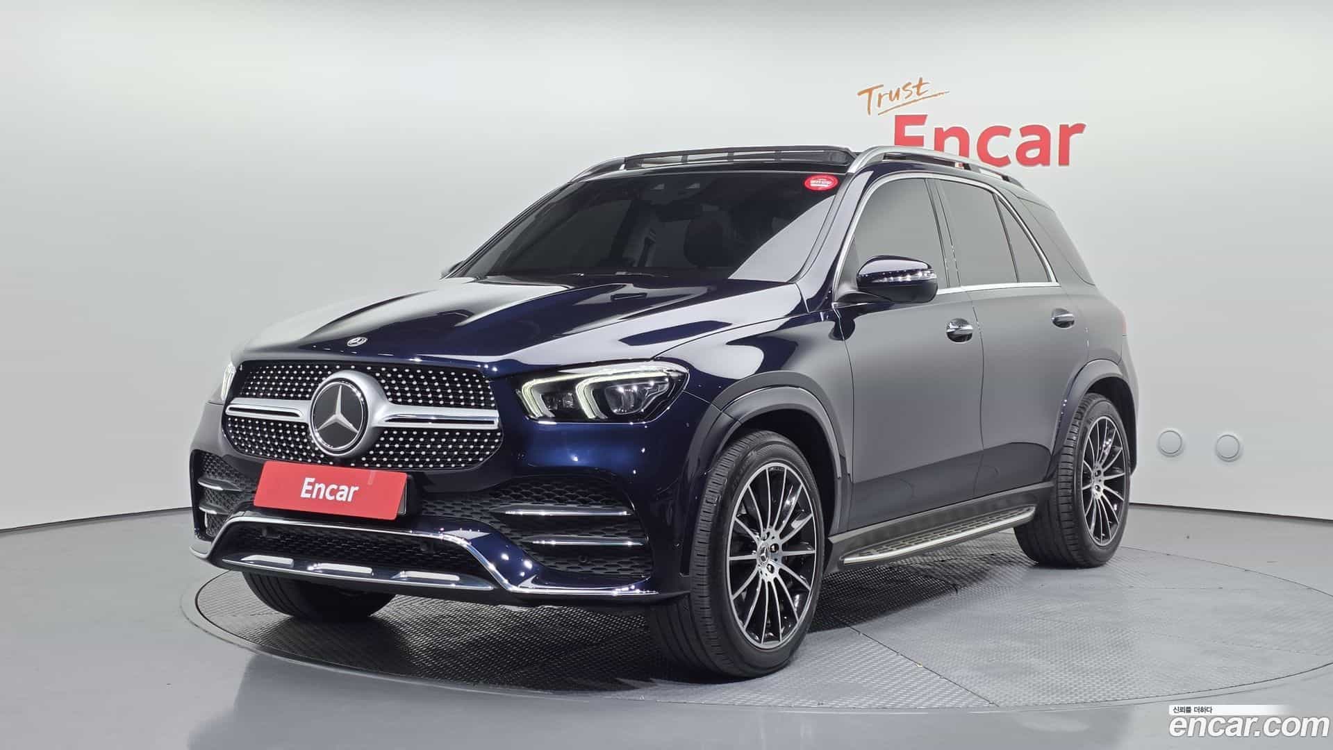 GLE-Class Mercedes-Benz 2022.2-OUTER-001