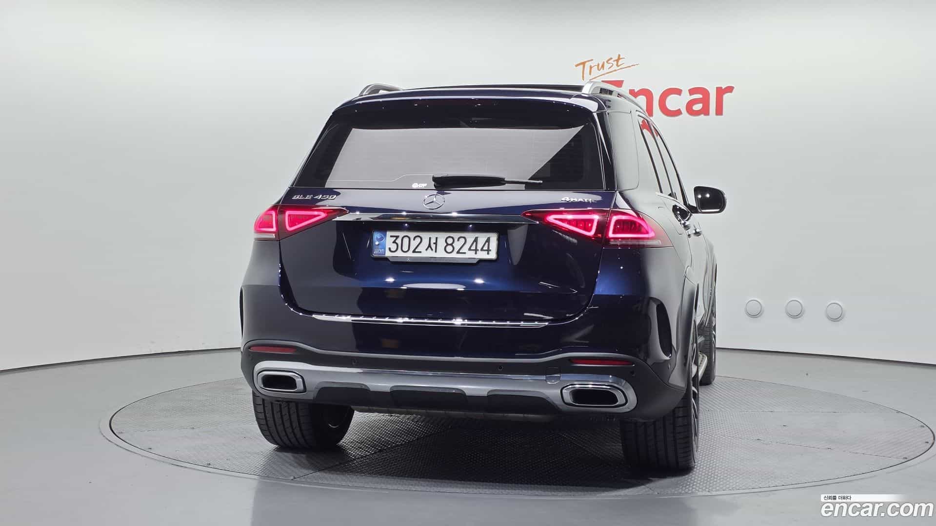 GLE-Class Mercedes-Benz 2022.2-OUTER-004