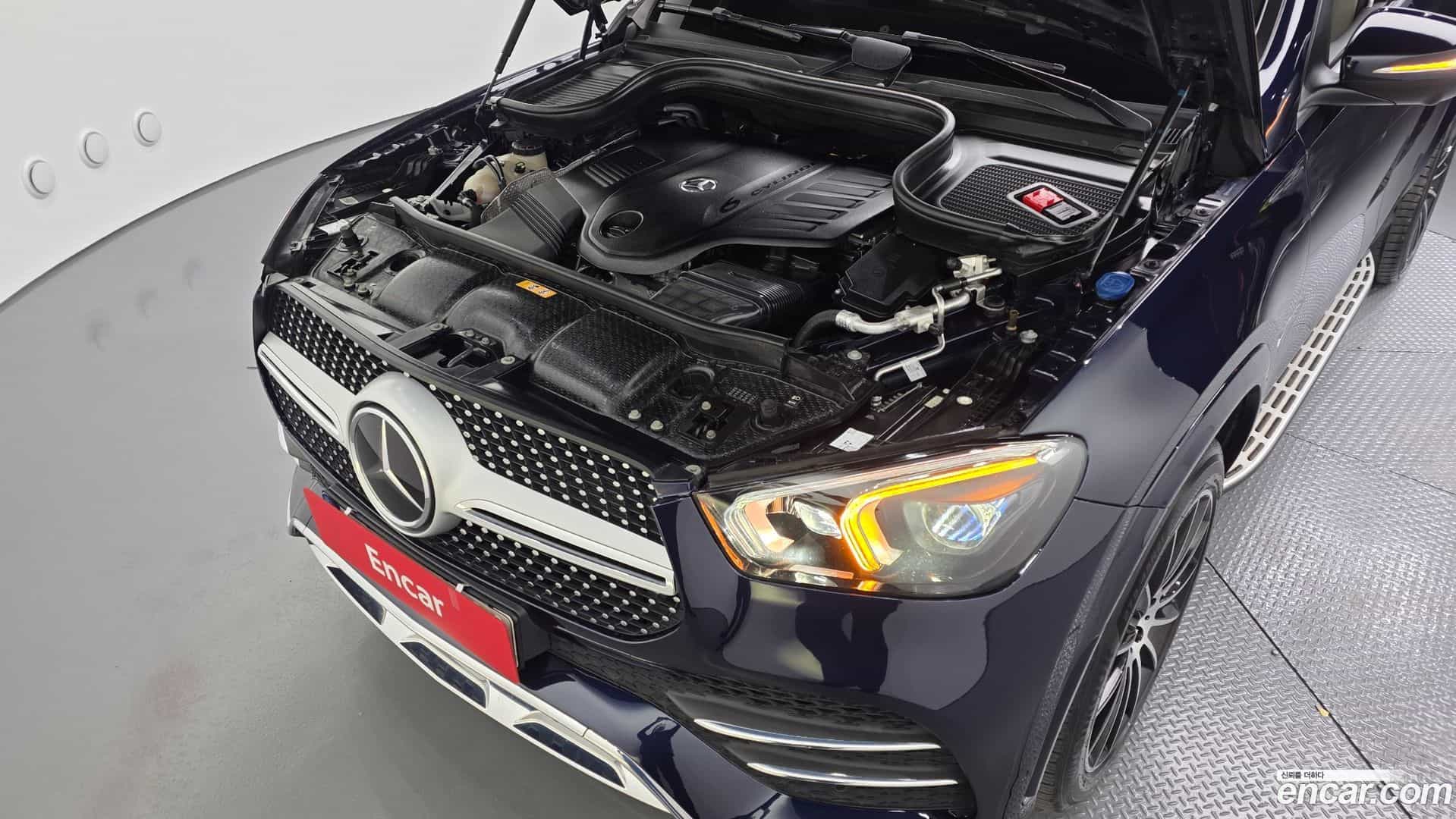 GLE-Class Mercedes-Benz 2022.2-OUTER-006