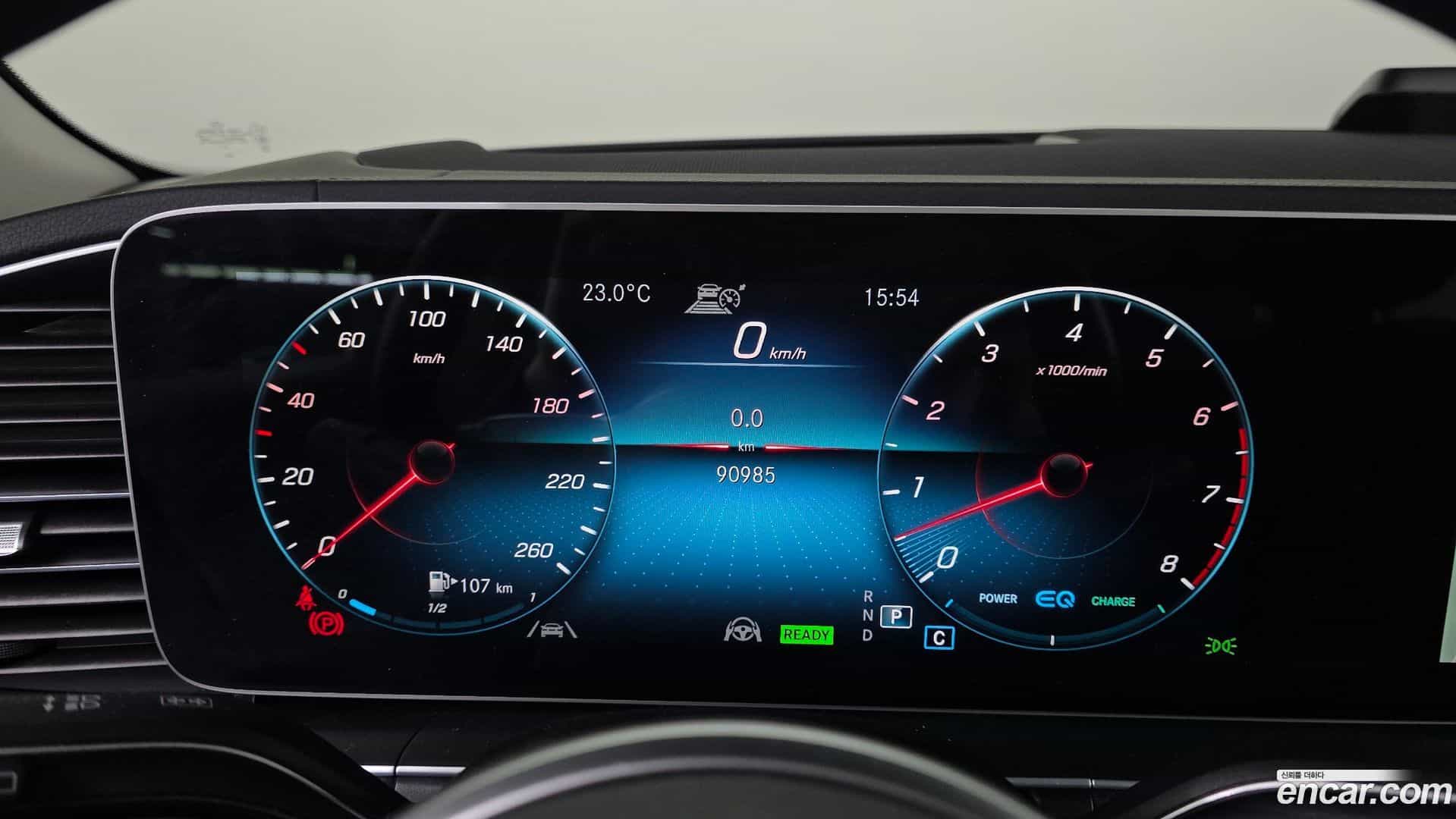 GLE-Class Mercedes-Benz 2022.2-INNER-008
