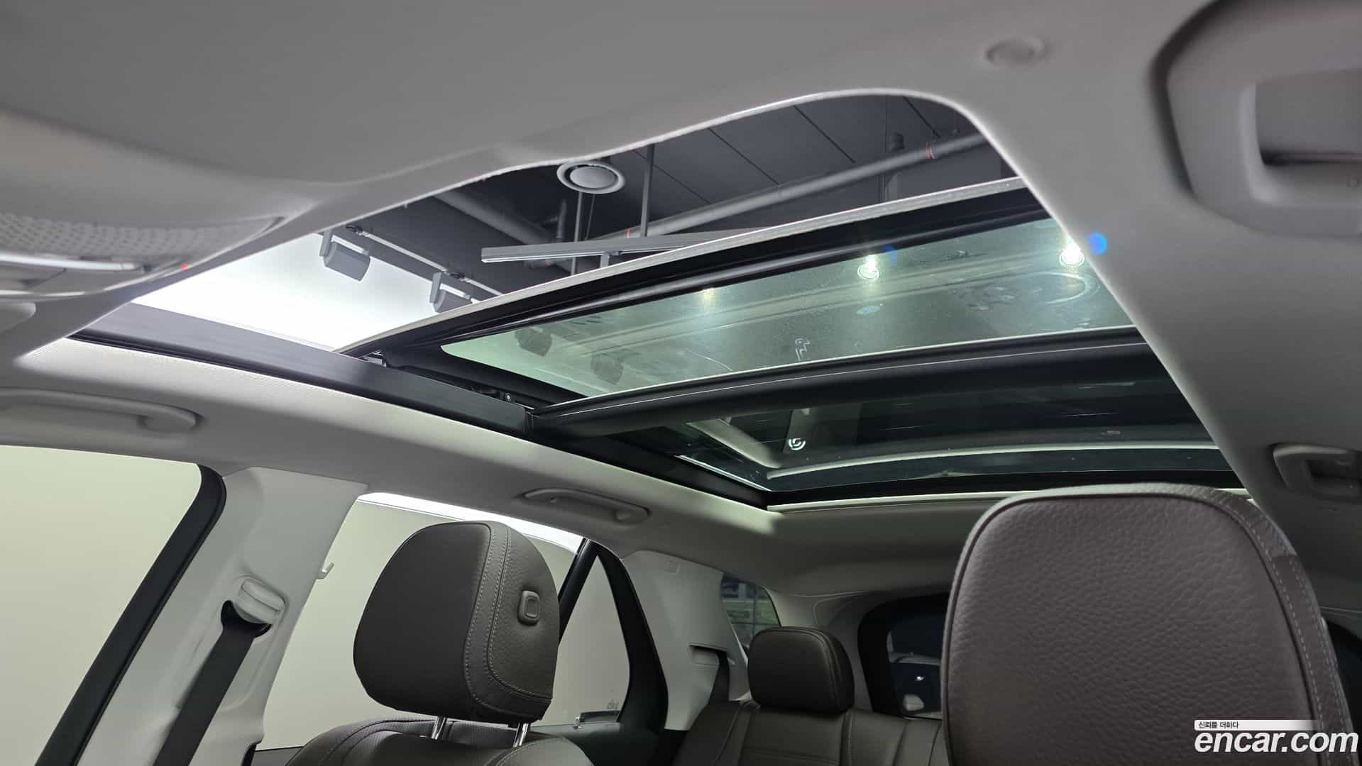 GLE-Class Mercedes-Benz 2022.2-OPTION-021
