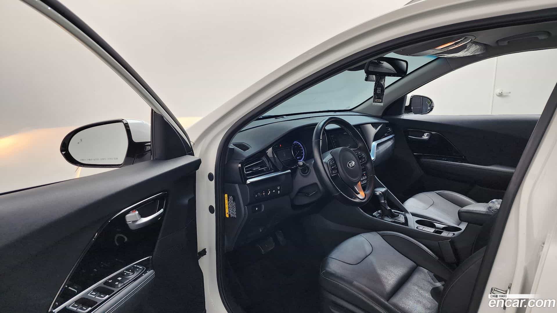 Niro Kia 2019.3-INNER-010
