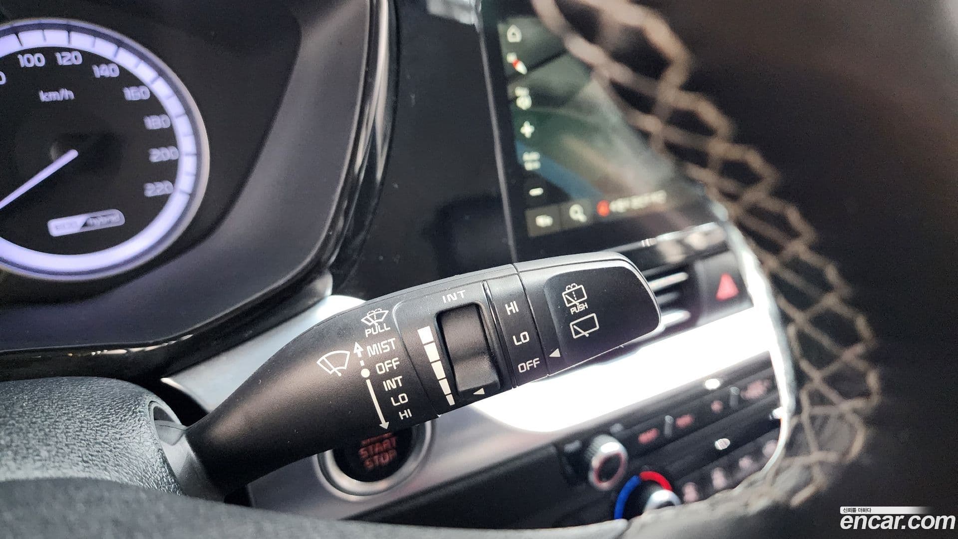 Main__Slider__Photo:Niro Kia 2019.3-28