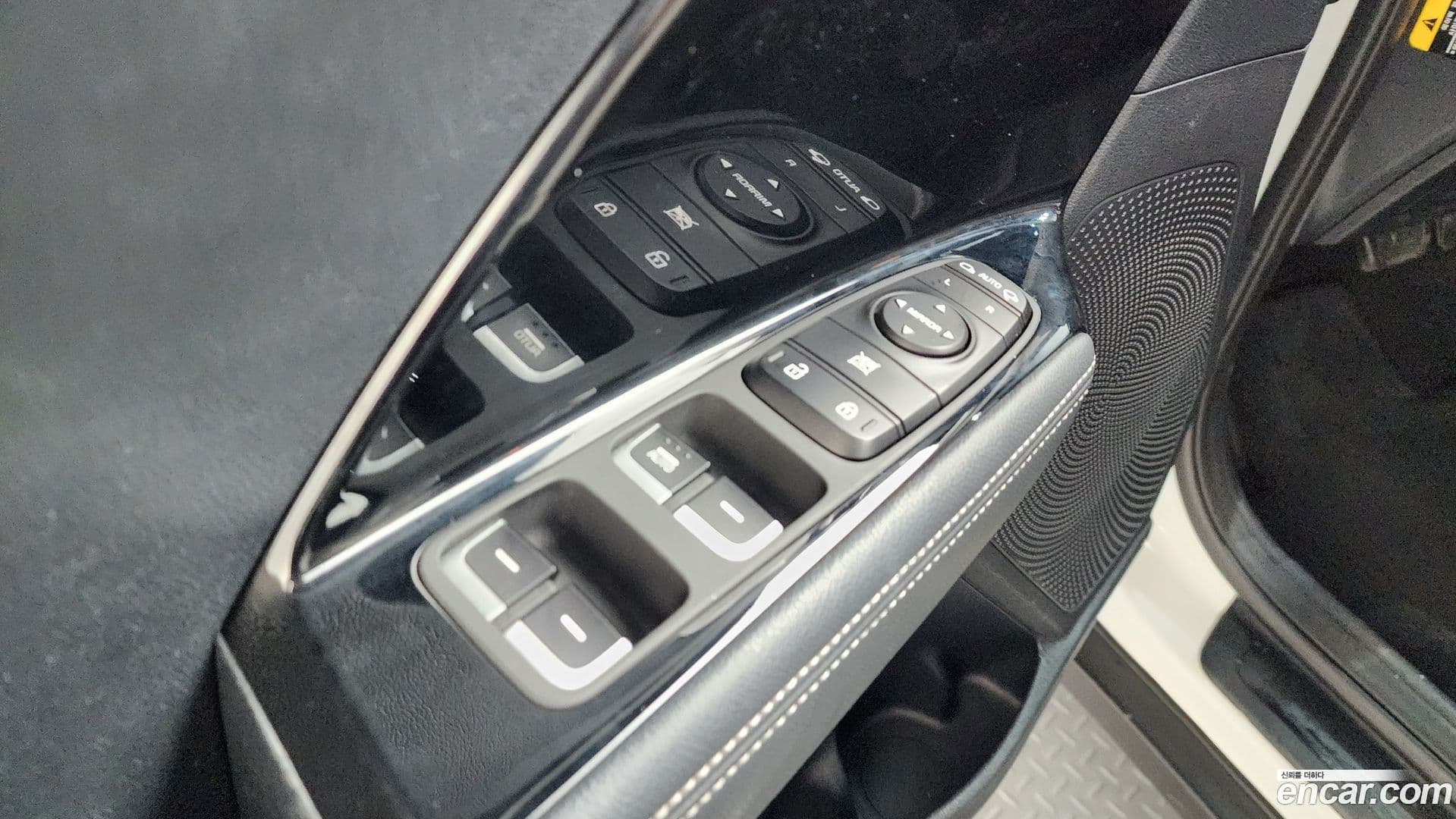 Main__Slider__Photo:Niro Kia 2019.3-31