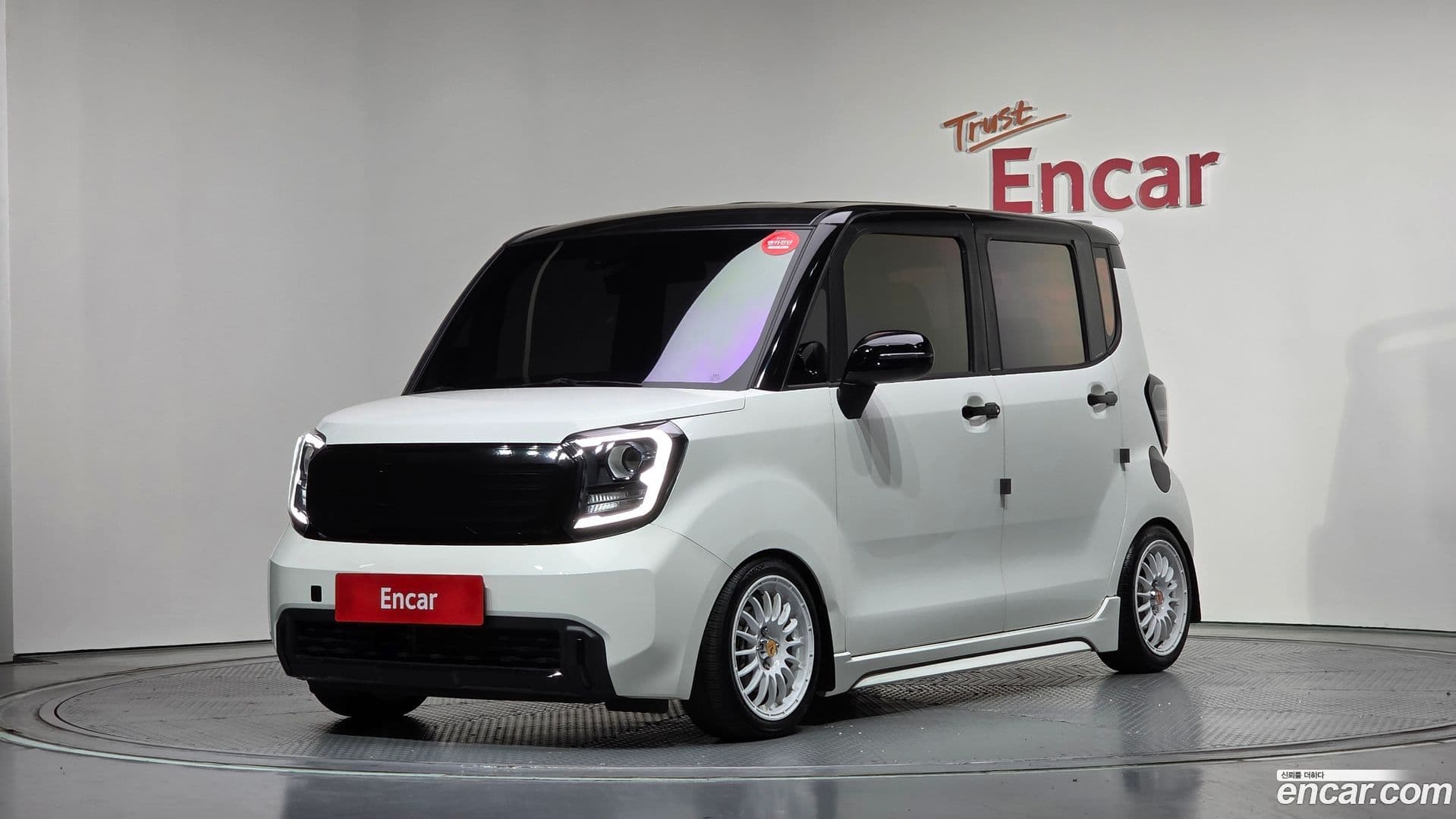 Main__Slider__Photo:RAY Kia 2023.4-0