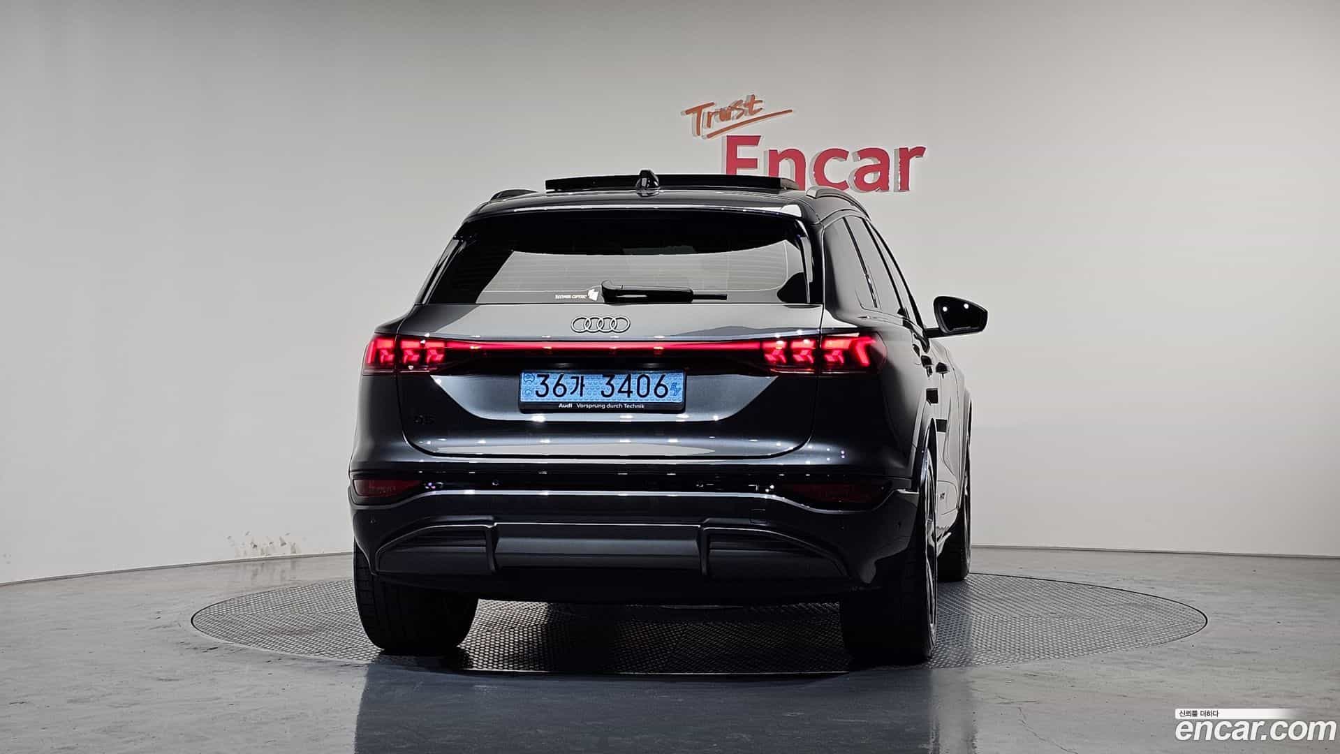 Q6 e-tron Audi 2025.8-OUTER-004