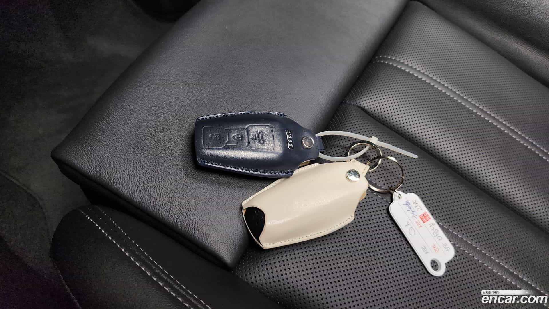Q6 e-tron Audi 2025.8-OPTION-021