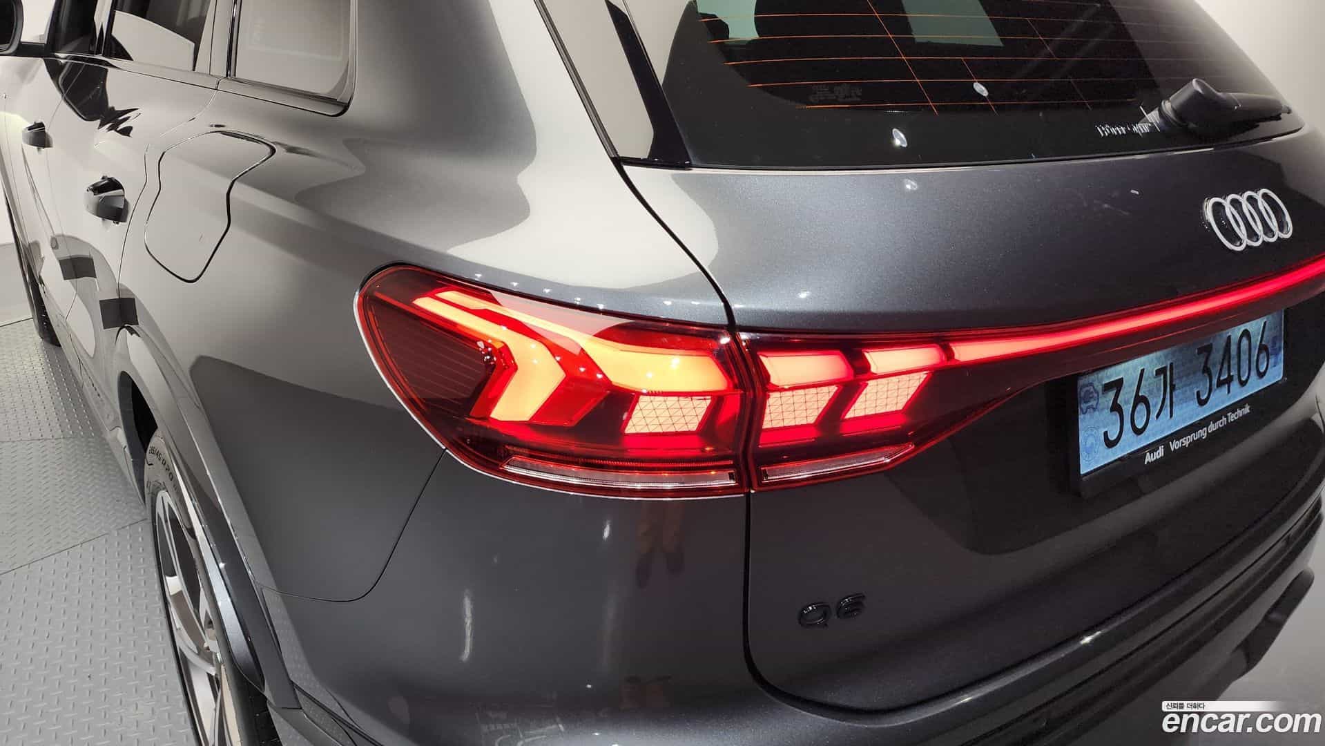 Q6 e-tron Audi 2025.8-OUTER-033