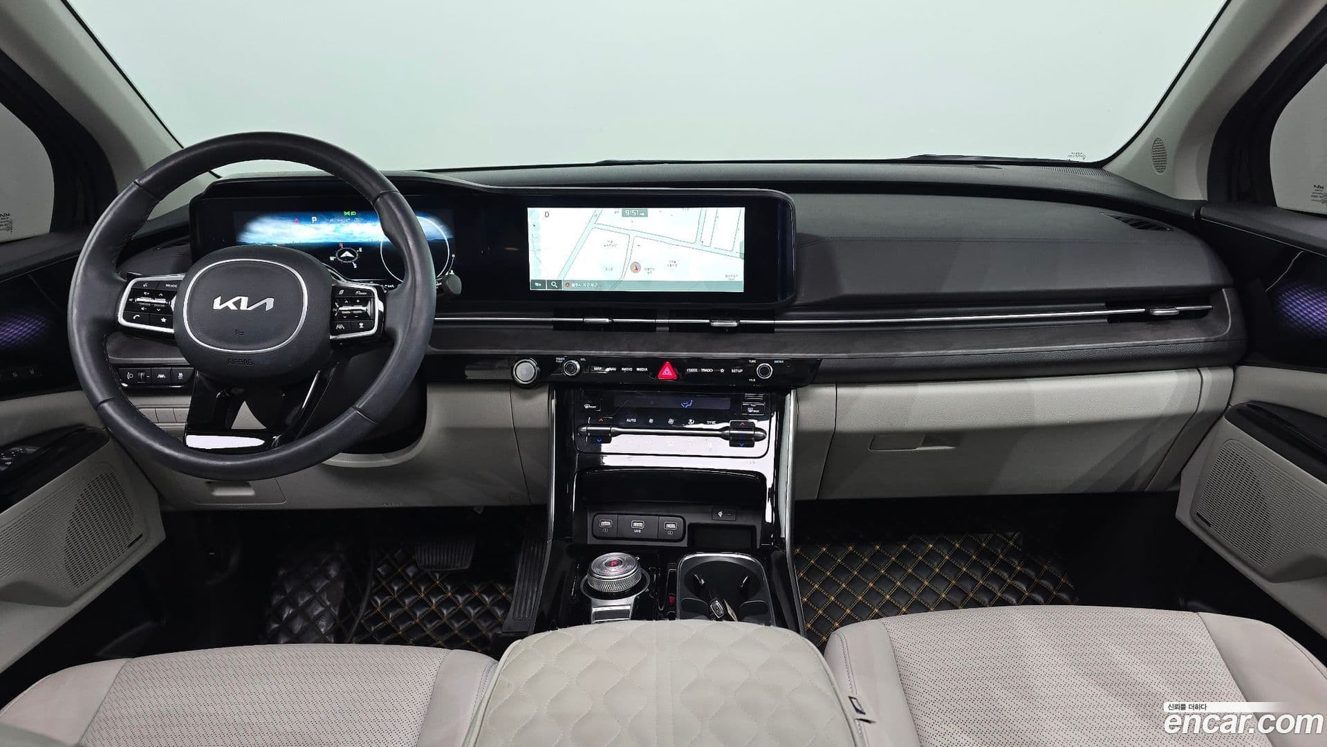Main__Slider__Photo:Canival Kia 2023.6-6