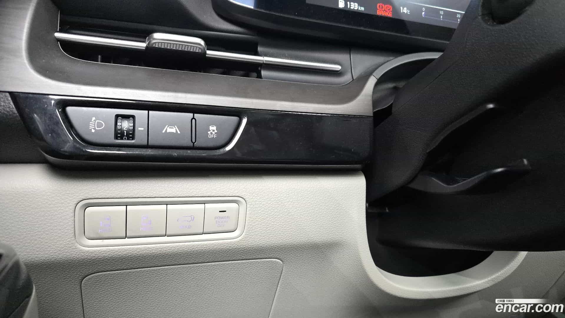 Canival Kia 2023.6-OPTION-021
