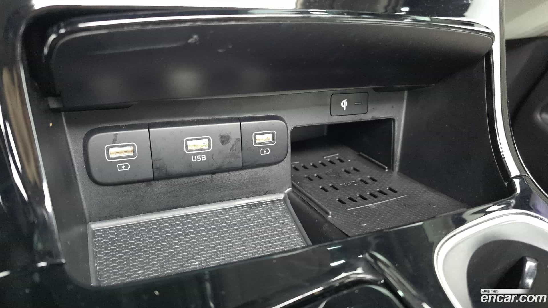Canival Kia 2023.6-OPTION-040