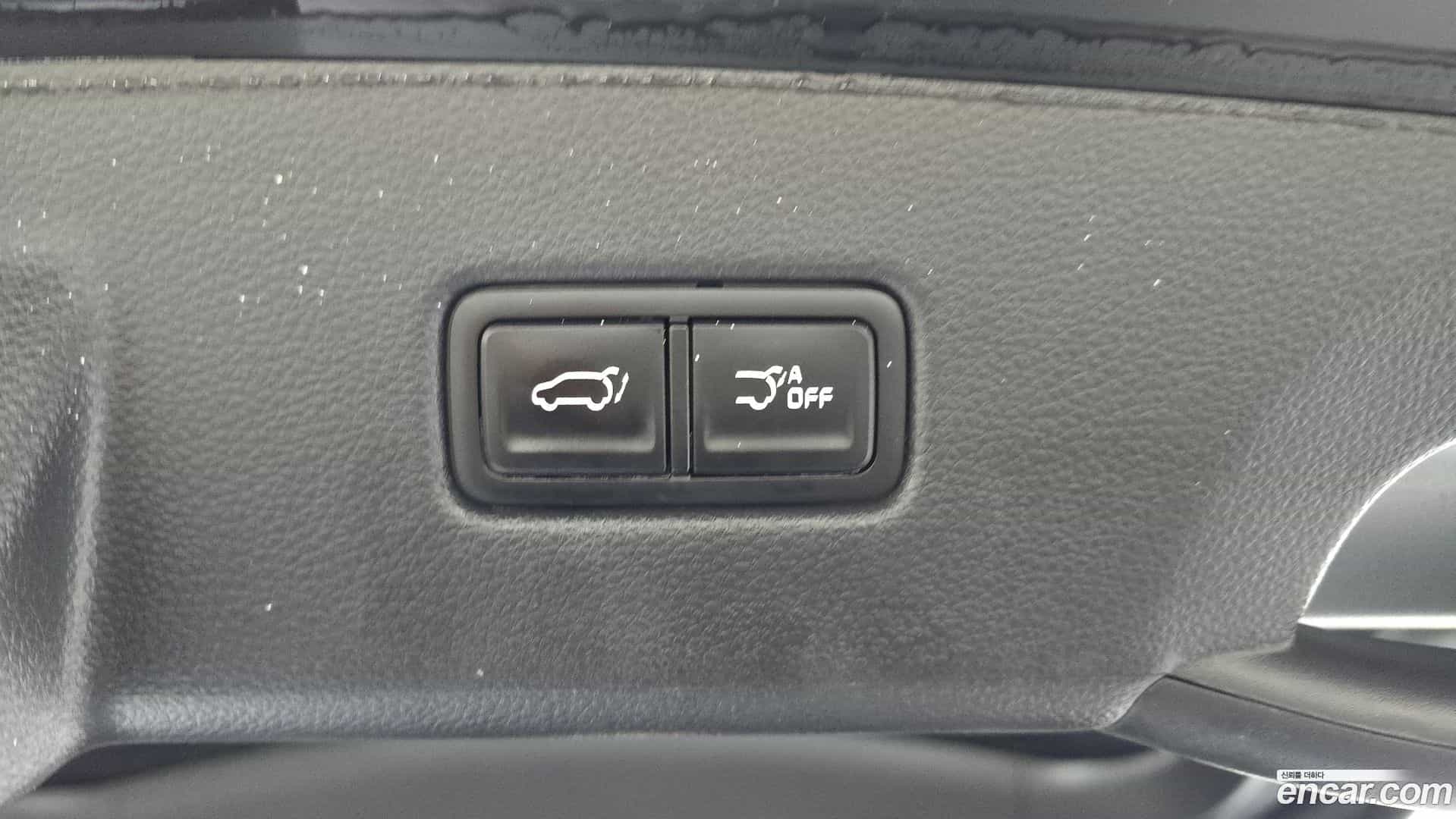 Canival Kia 2023.6-OPTION-044