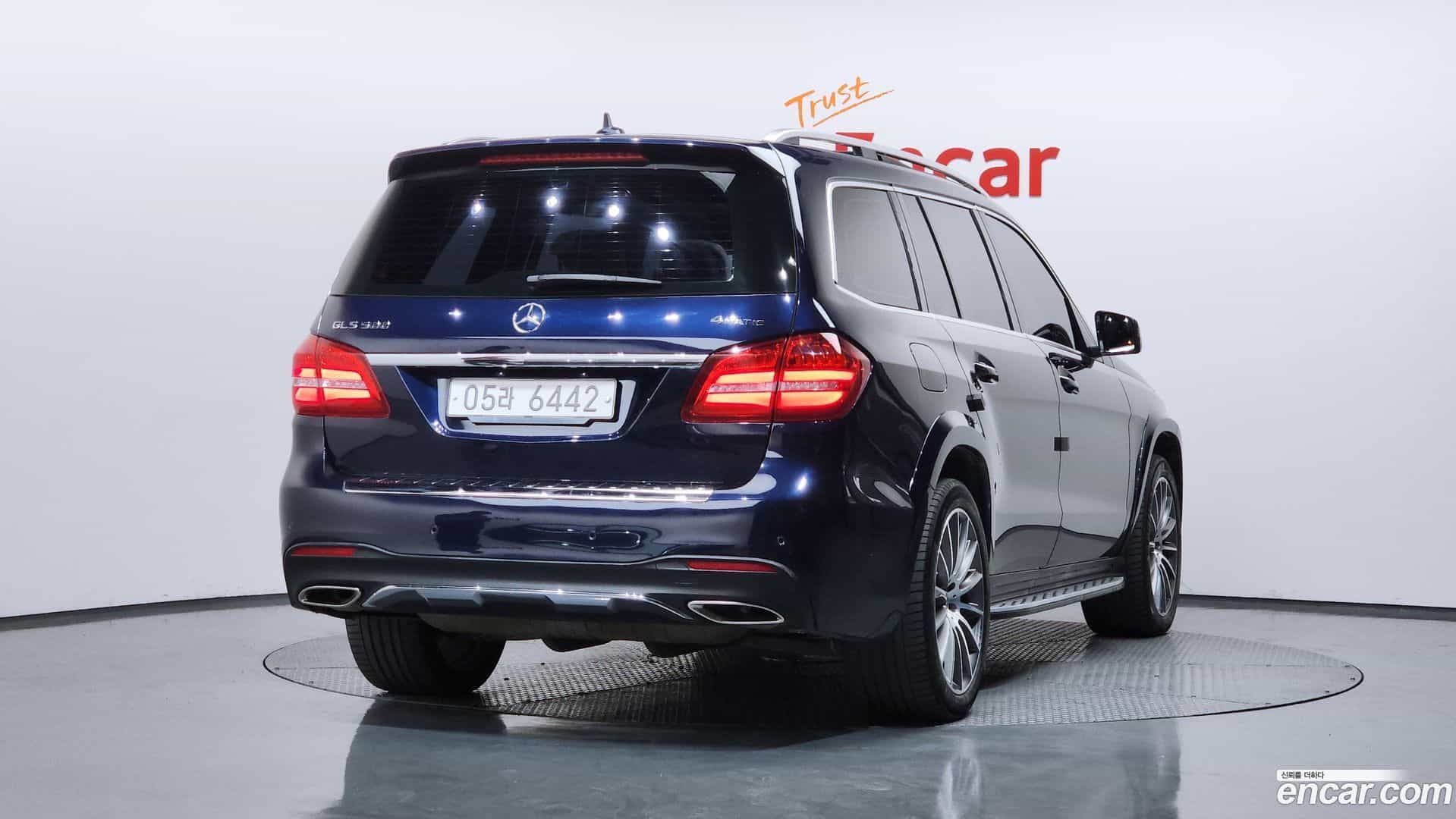 GLS-Class Mercedes-Benz 2017.5-OUTER-002