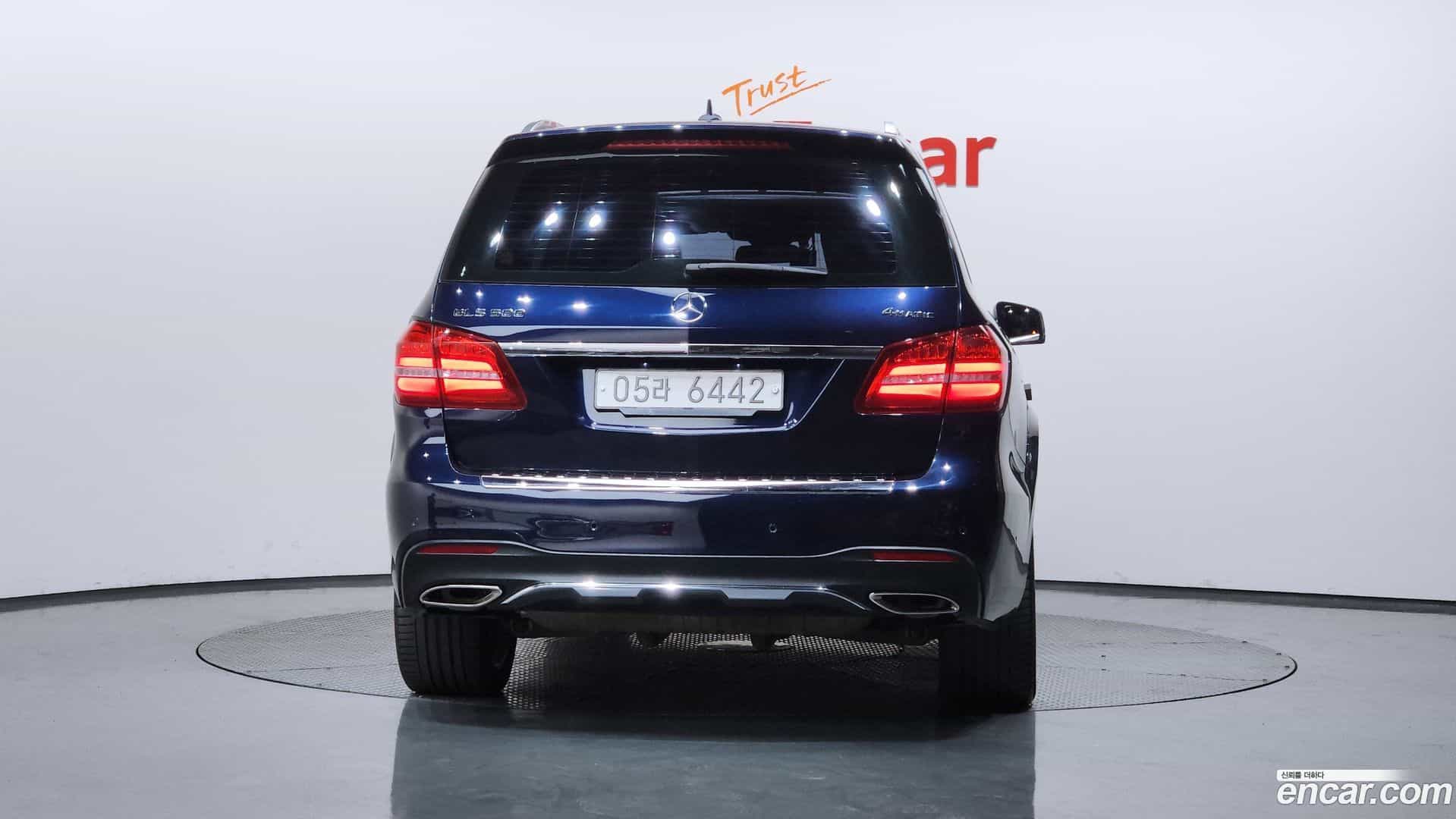 GLS-Class Mercedes-Benz 2017.5-OUTER-004