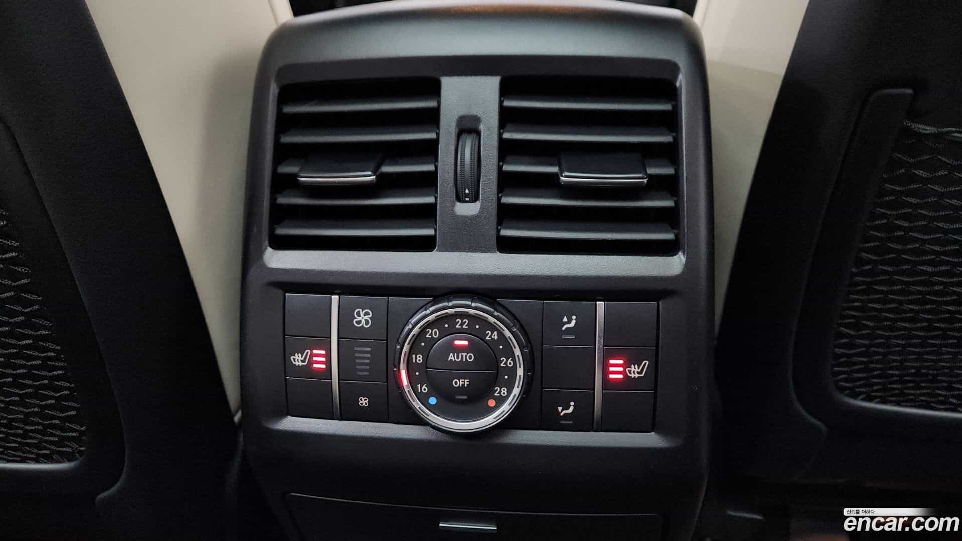 GLS-Class Mercedes-Benz 2017.5-OPTION-020