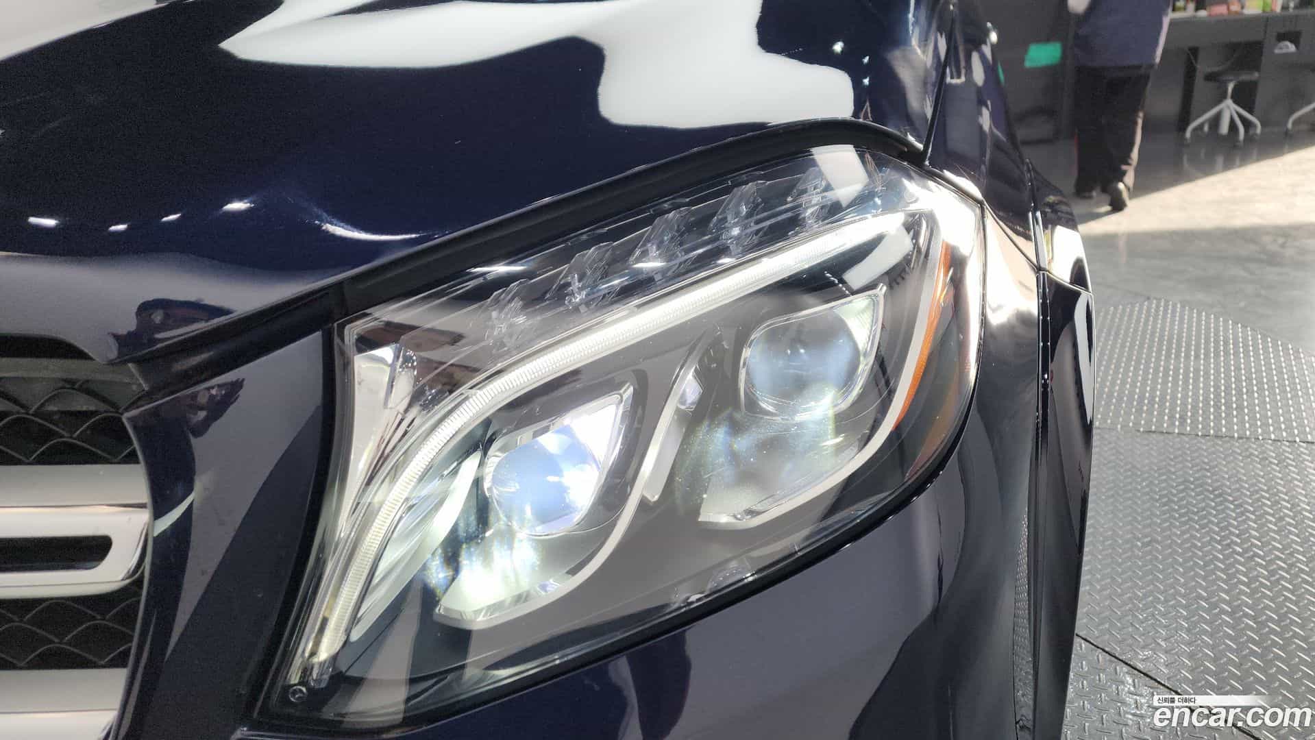 GLS-Class Mercedes-Benz 2017.5-OUTER-032