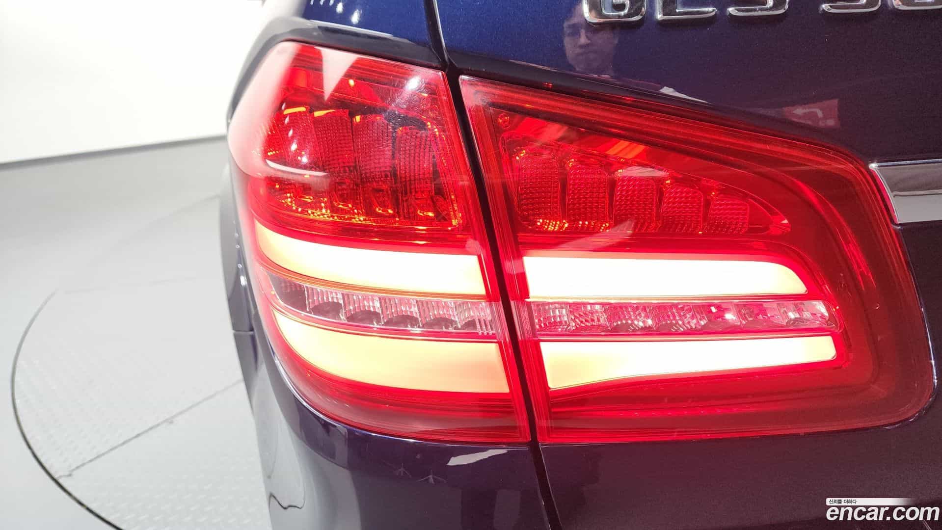 GLS-Class Mercedes-Benz 2017.5-OUTER-033