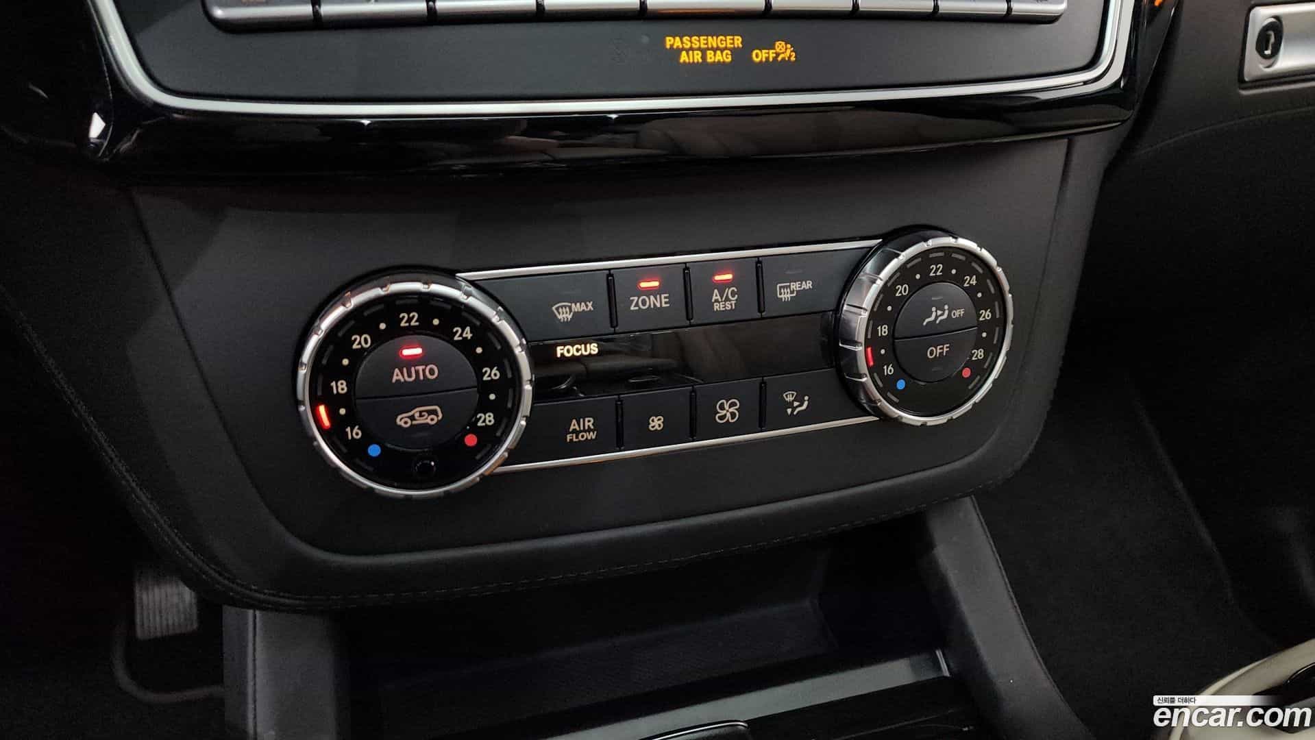 GLS-Class Mercedes-Benz 2017.5-OPTION-043