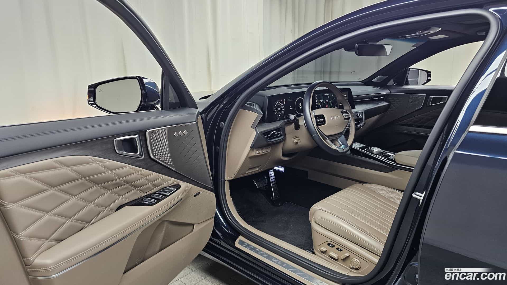 K8 Kia 2023.11-INNER-010