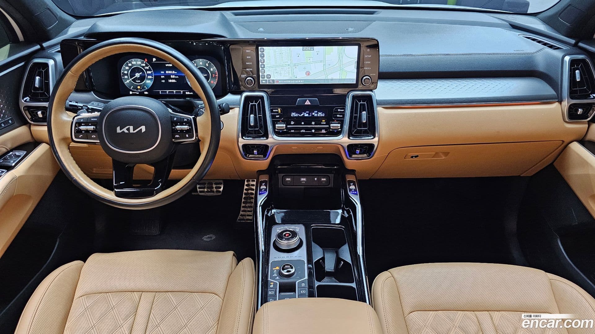 Main__Slider__Photo:Sorento Kia 2022.7-6