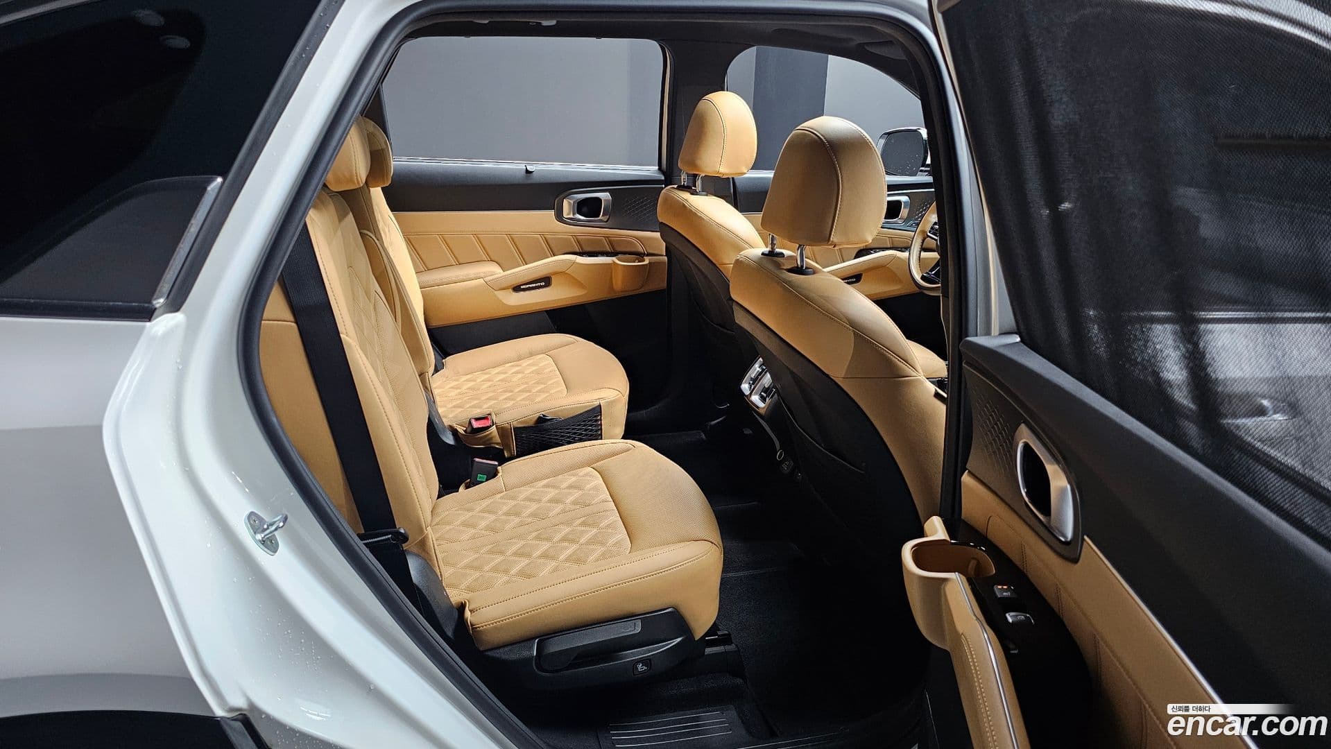 Main__Slider__Photo:Sorento Kia 2022.7-11