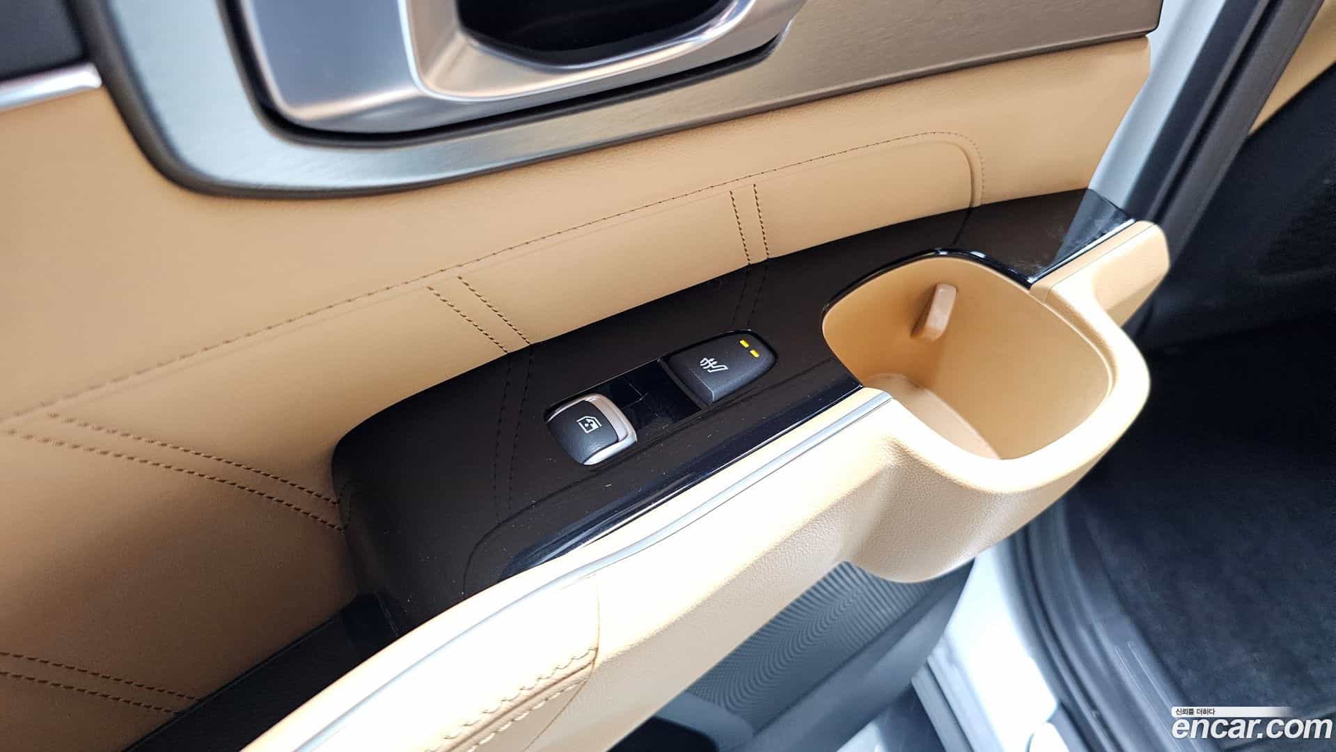 Sorento Kia 2022.7-OPTION-044
