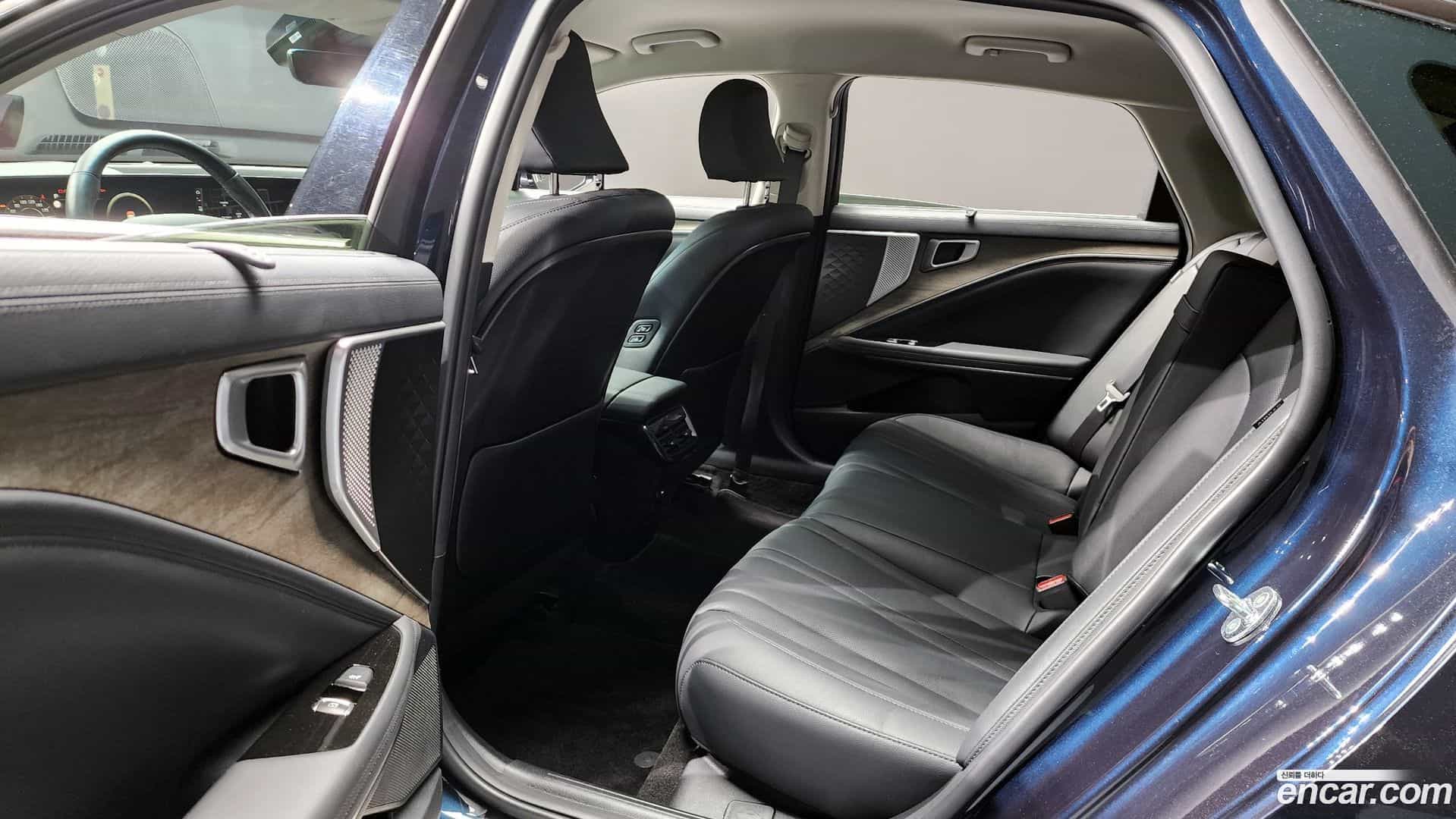 K8 Kia 2023.1-OPTION-016