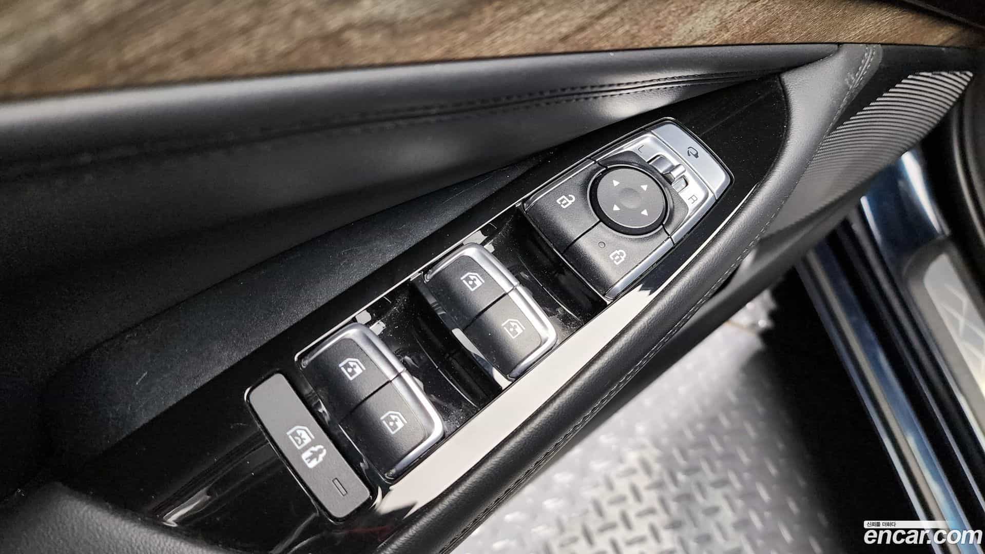 K8 Kia 2023.1-OPTION-043