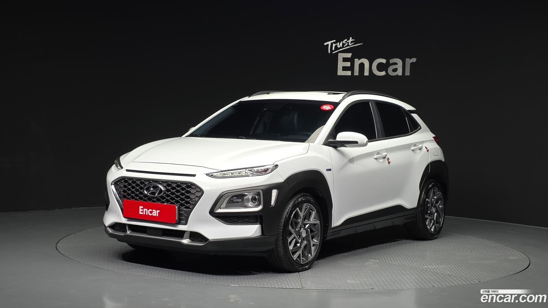 Main__Slider__Photo:Kona Hyundai 2019.10-0