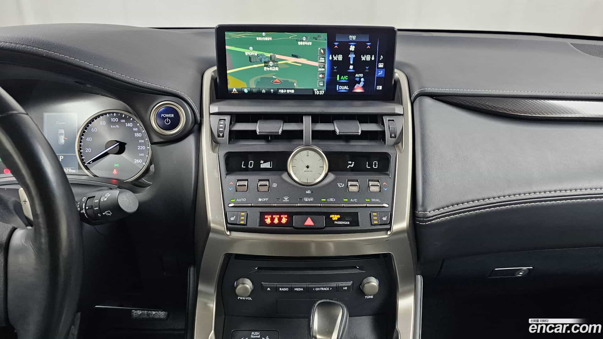 NX Lexus 2017.11-OPTION-020